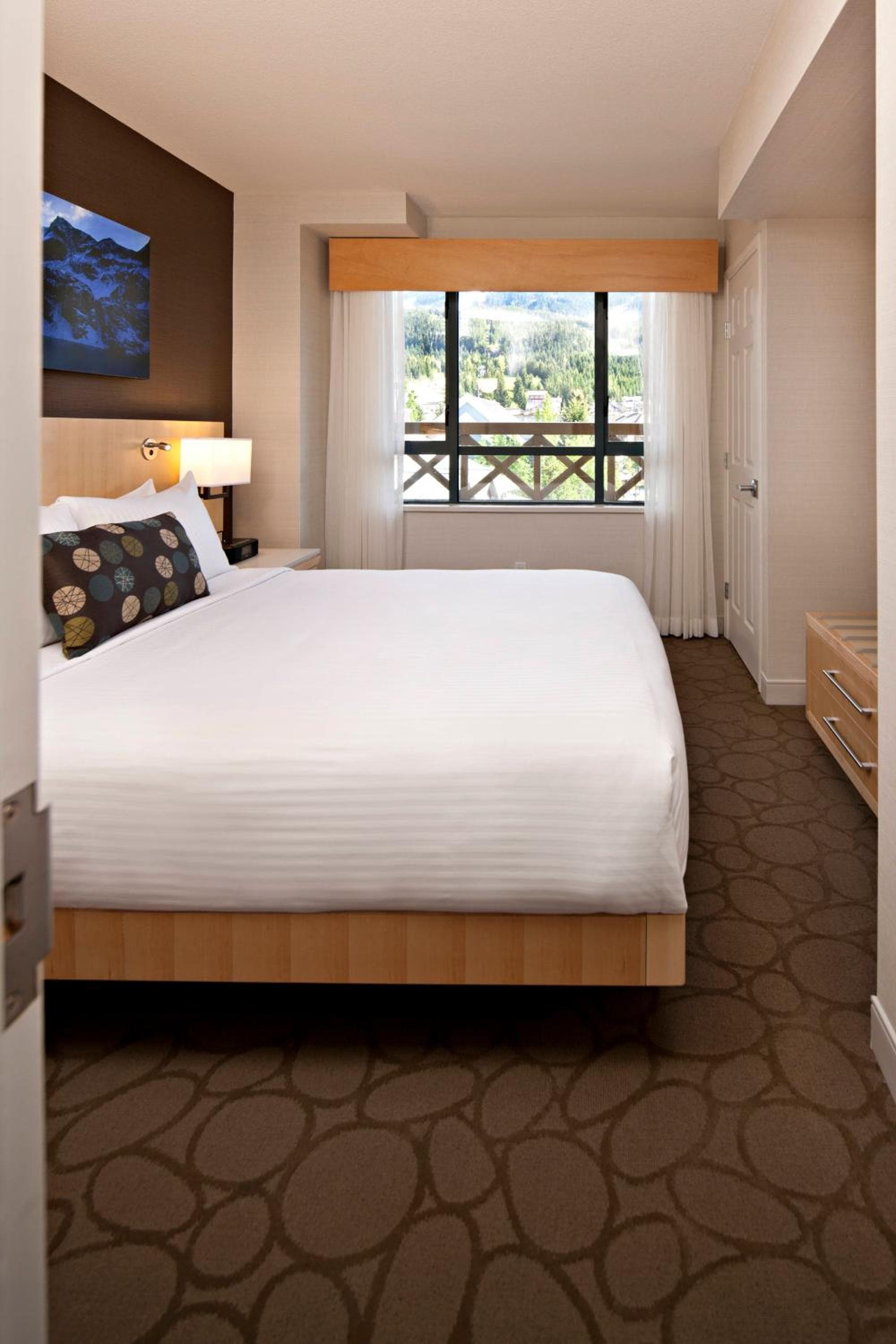 Delta Hotels by Marriott Whistler Village Suites