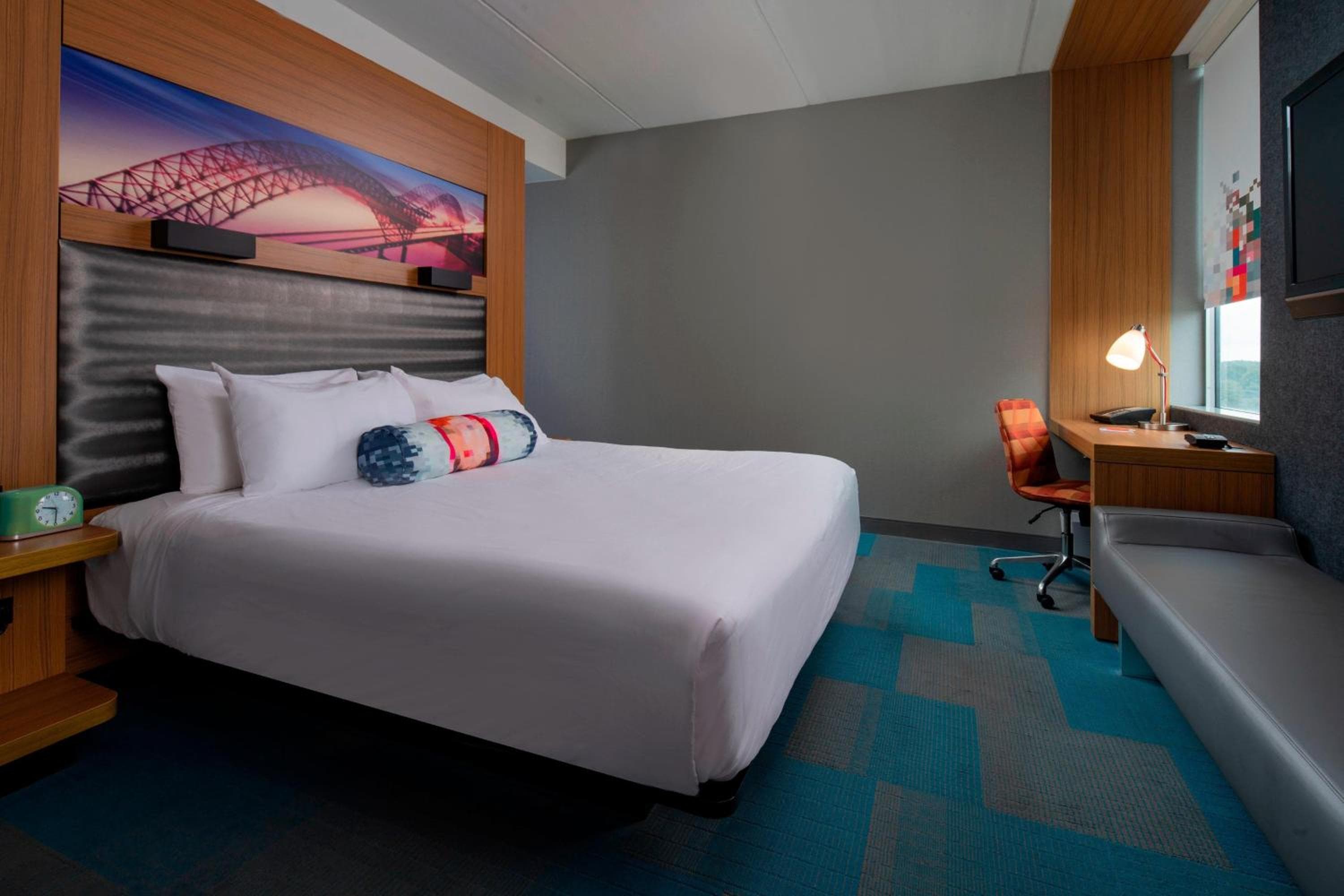 Aloft by Marriott Rogers-Bentonville