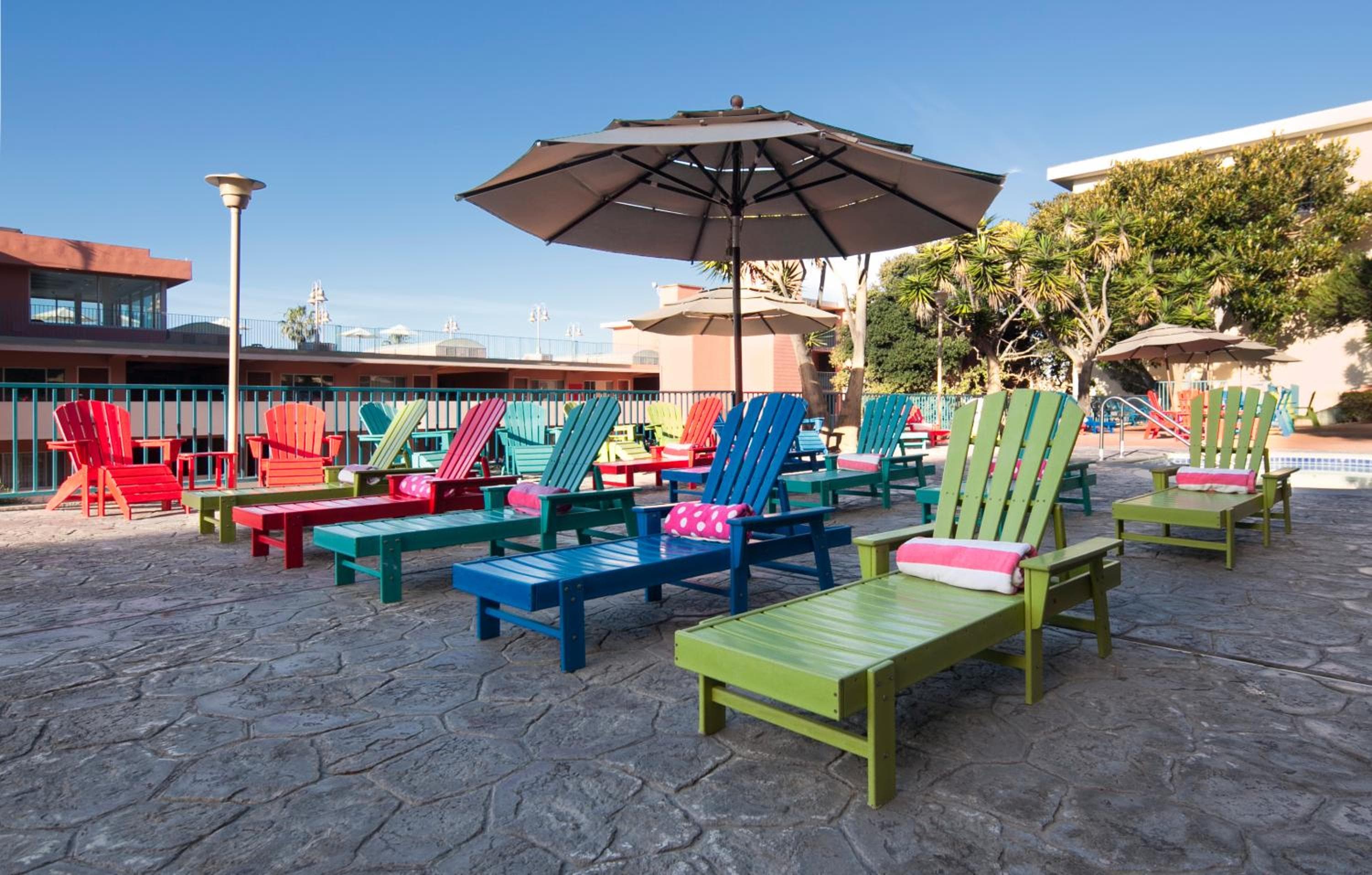 La Jolla Cove Suites