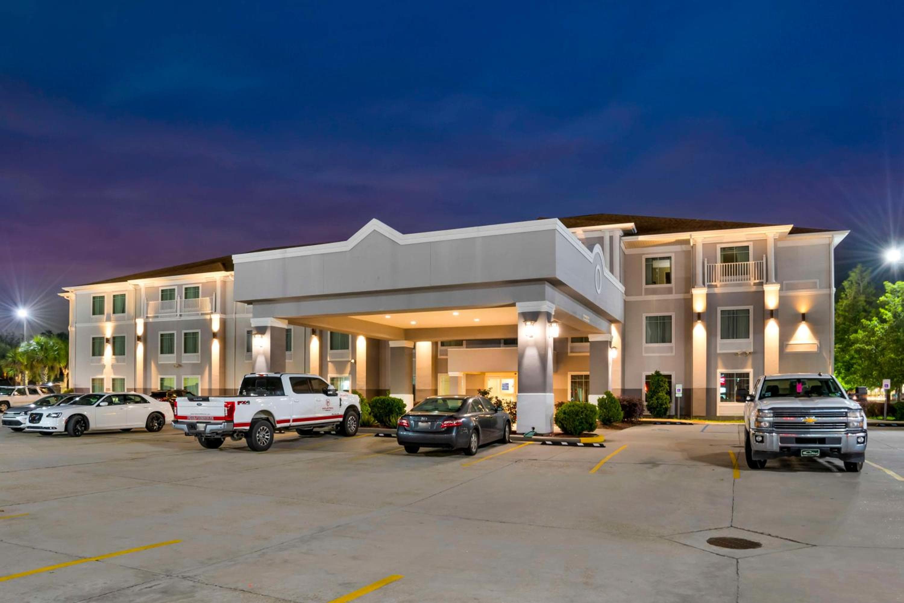 Best Western Plus Chalmette Hotel