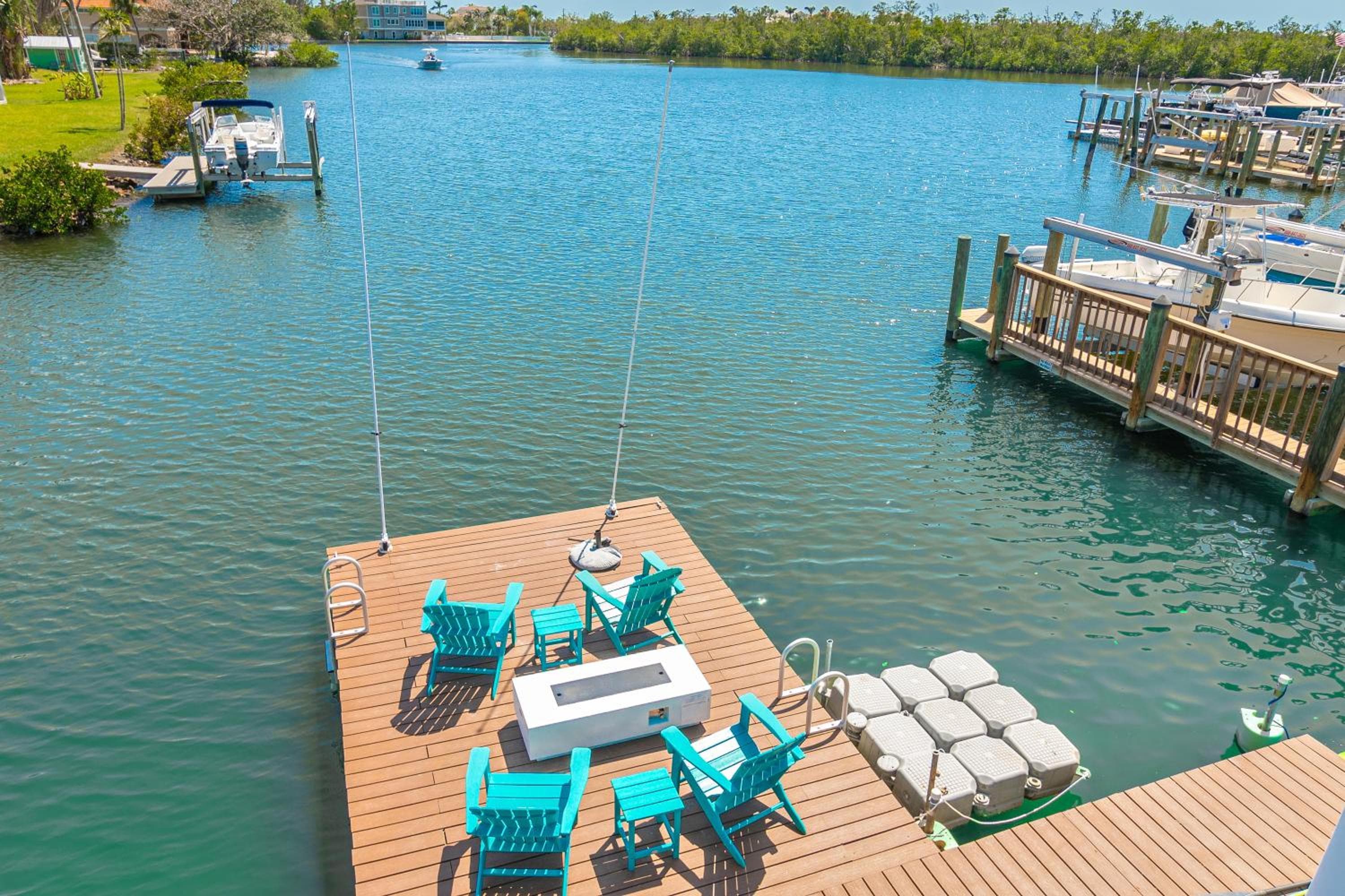 Latitude 26 Waterfront Boutique Resort - Bonita Springs