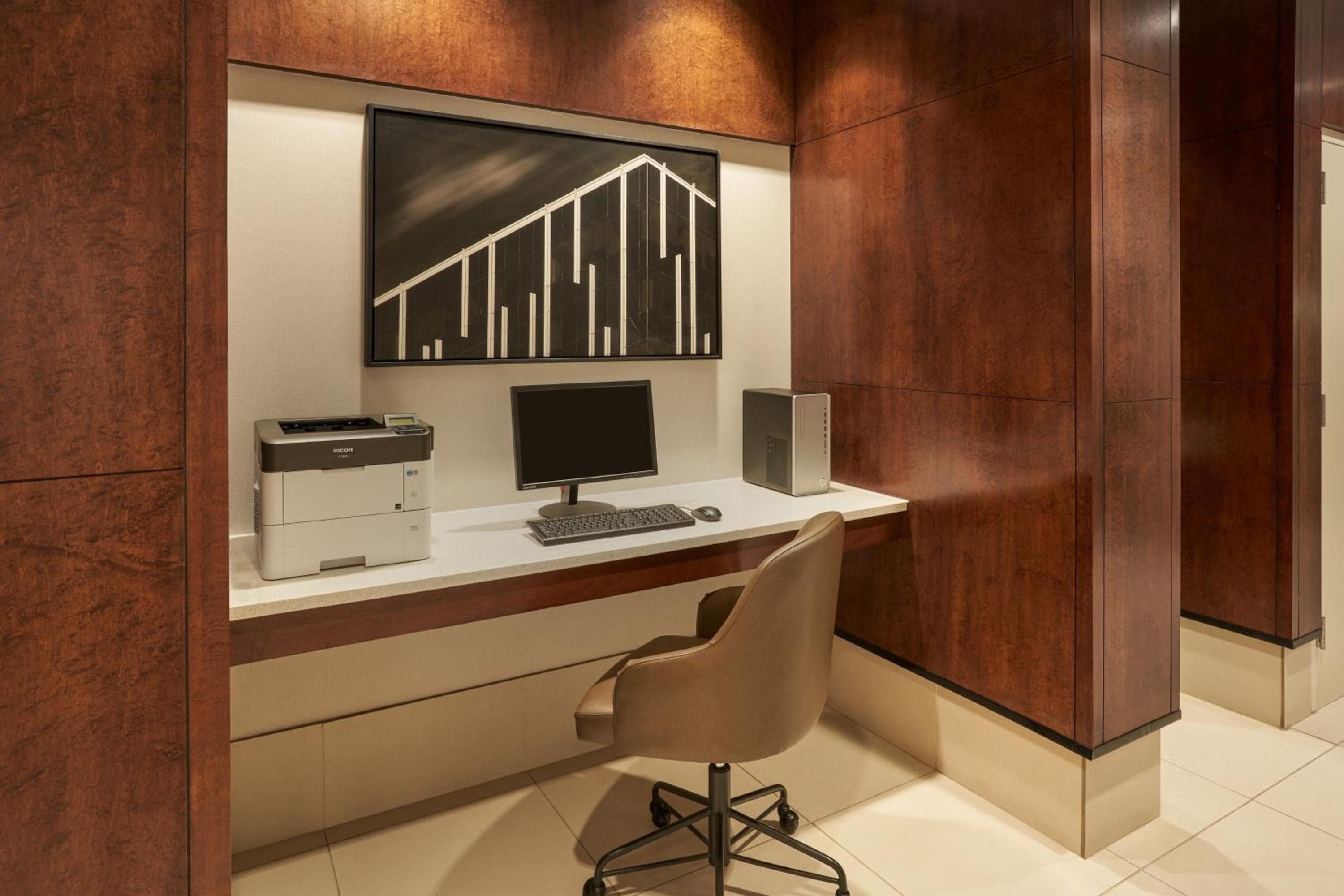 SpringHill Suites by Marriott Philadelphia Airport / Ridley Park