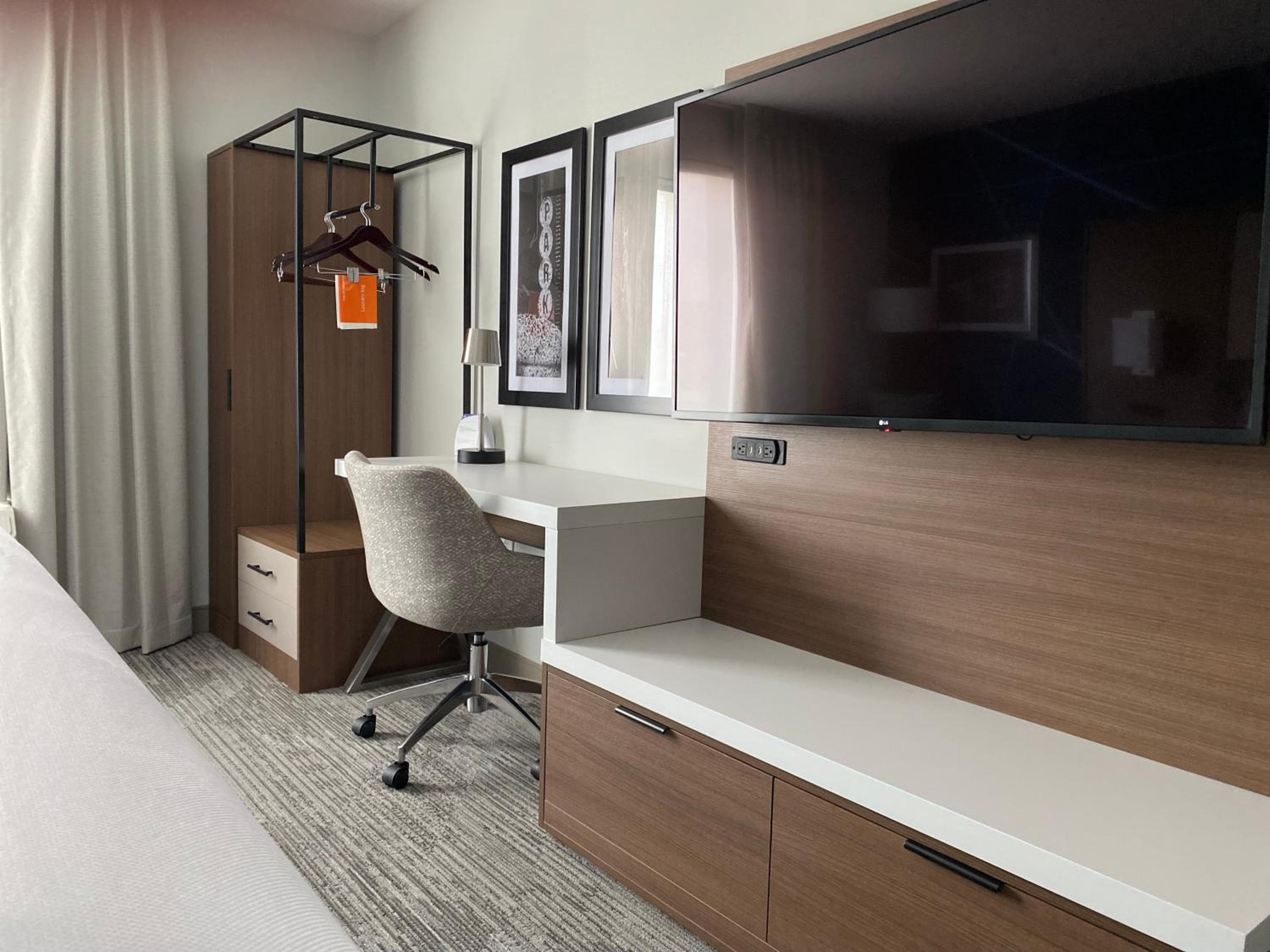 Comfort Inn & Suites Gallatin - Nashville Metro