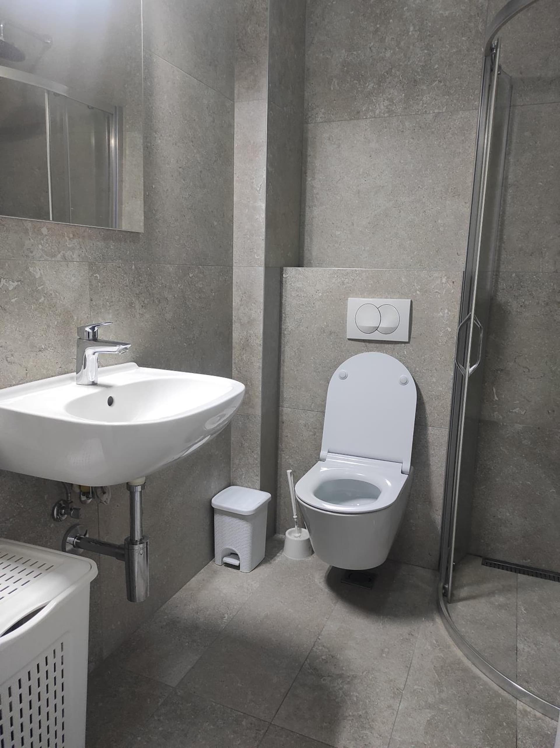 Cozy Studio K with Kitchen & WiFi in Heart of Podgorica