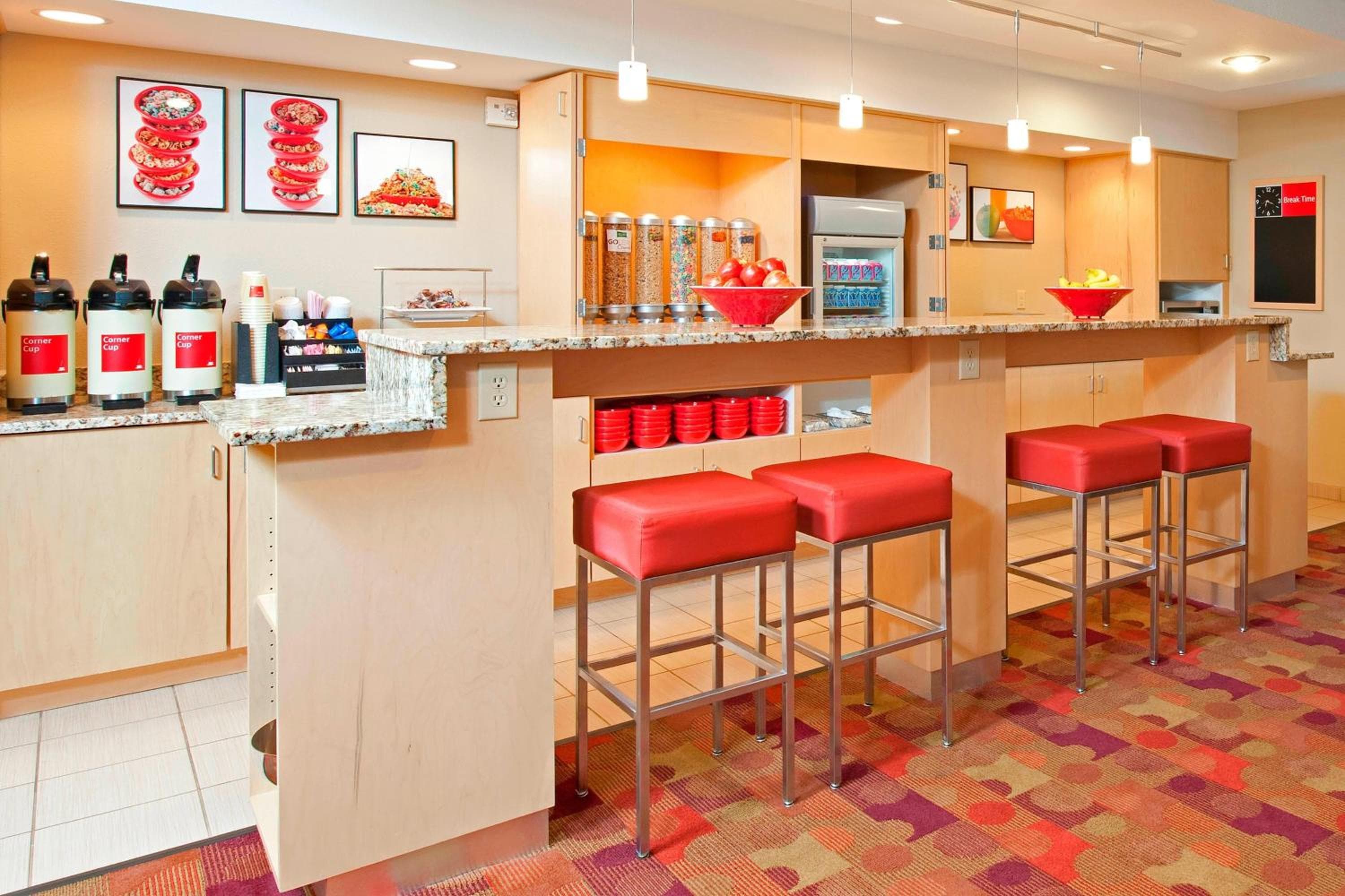 MainStay Suites Bloomington near University