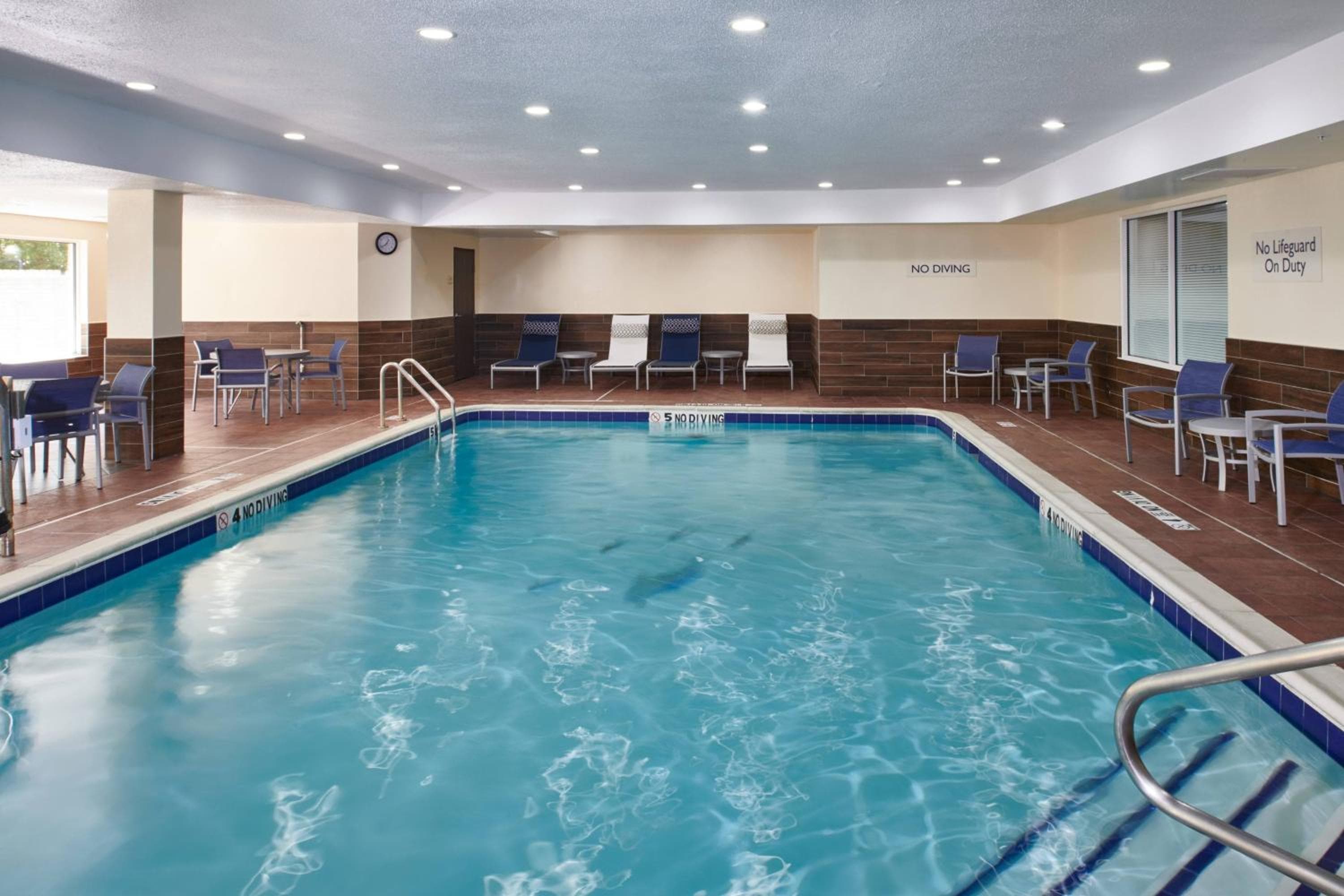 Fairfield Inn & Suites Detroit Livonia