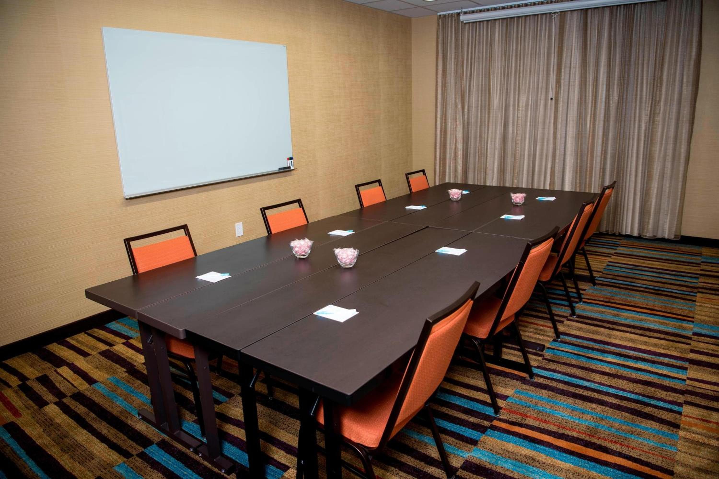 Fairfield Inn & Suites by Marriott Cincinnati Uptown/University Area