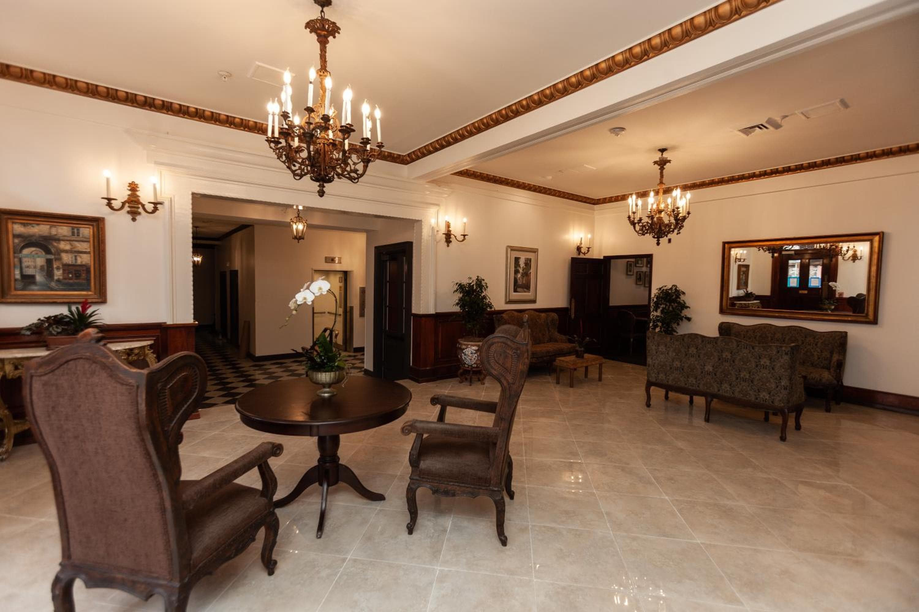 Le Richelieu Hotel in the French Quarter