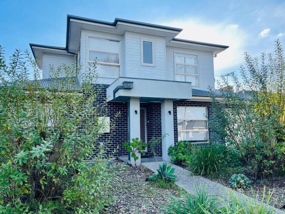 Tranquil Retreat near to Airport