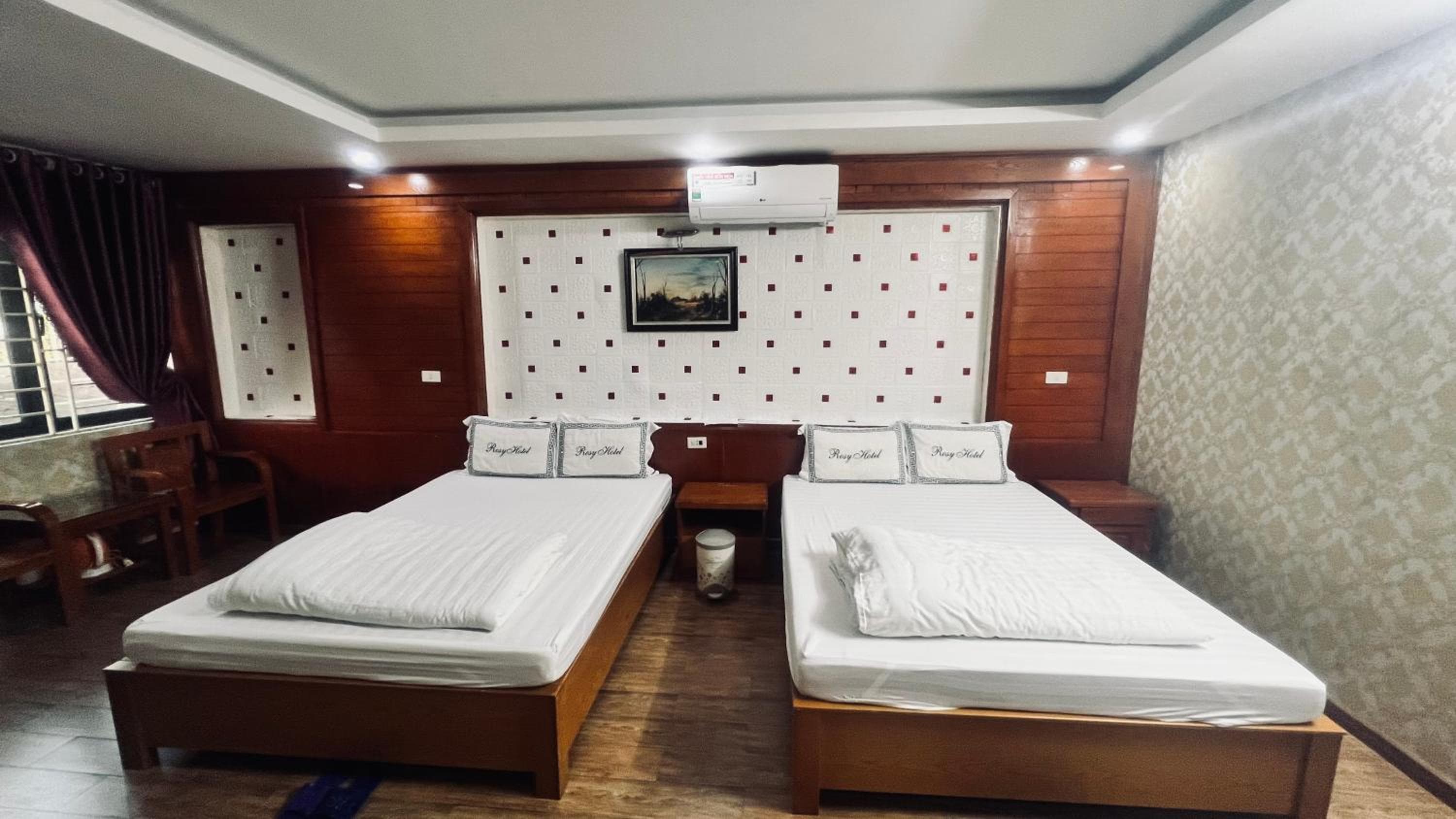 Khách sạn Rosy Việt Trì