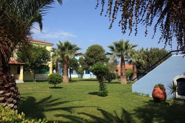 Govino Bay APT 33