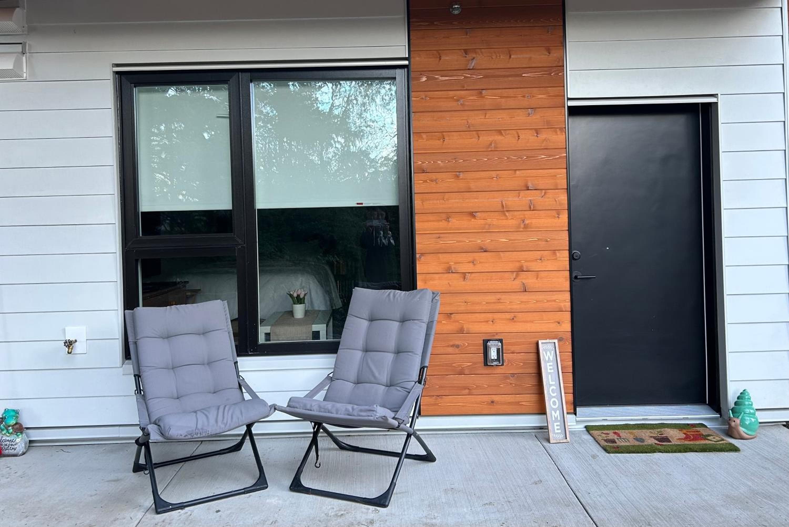 Victoria private studio suite