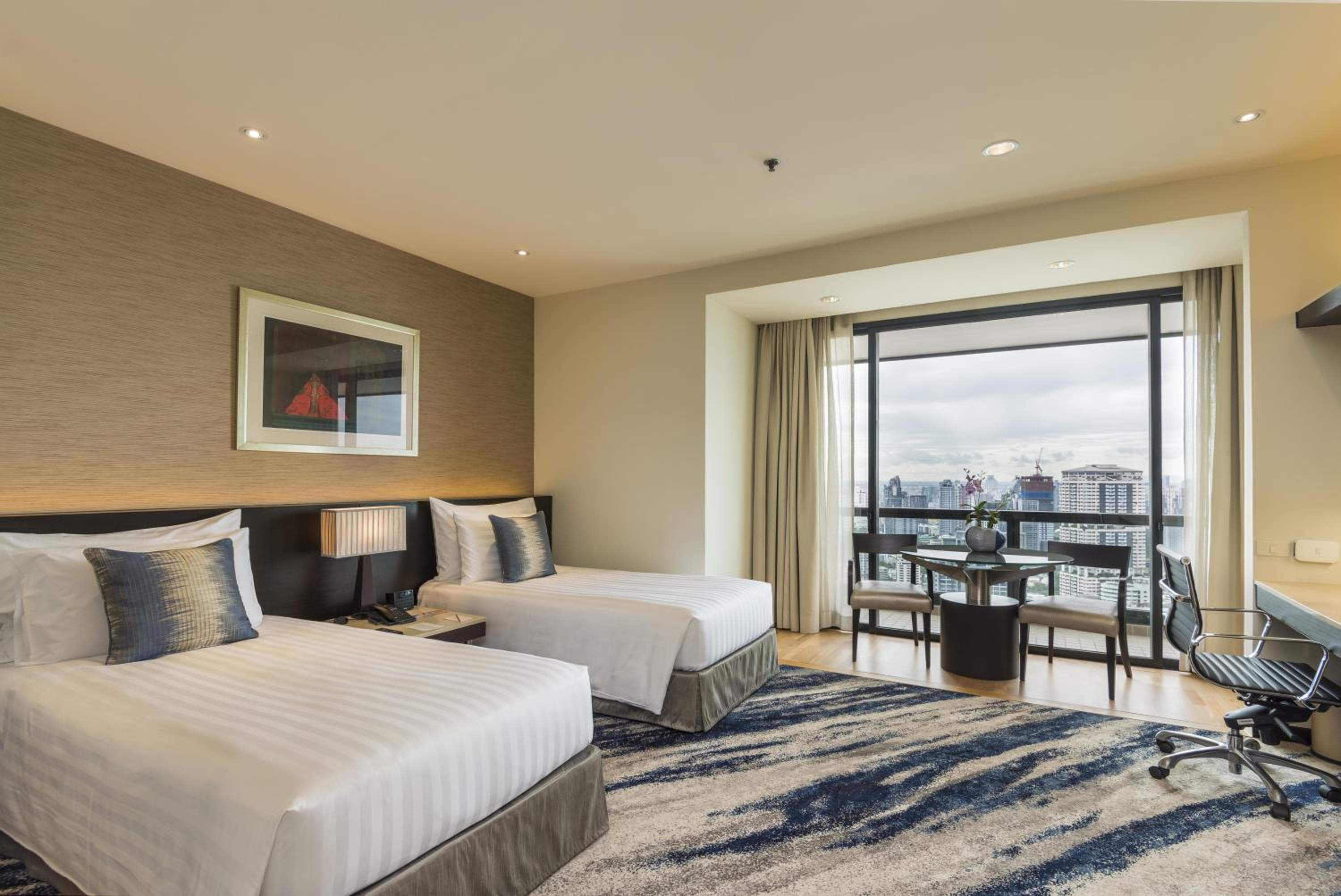 Emporium Suites by Chatrium