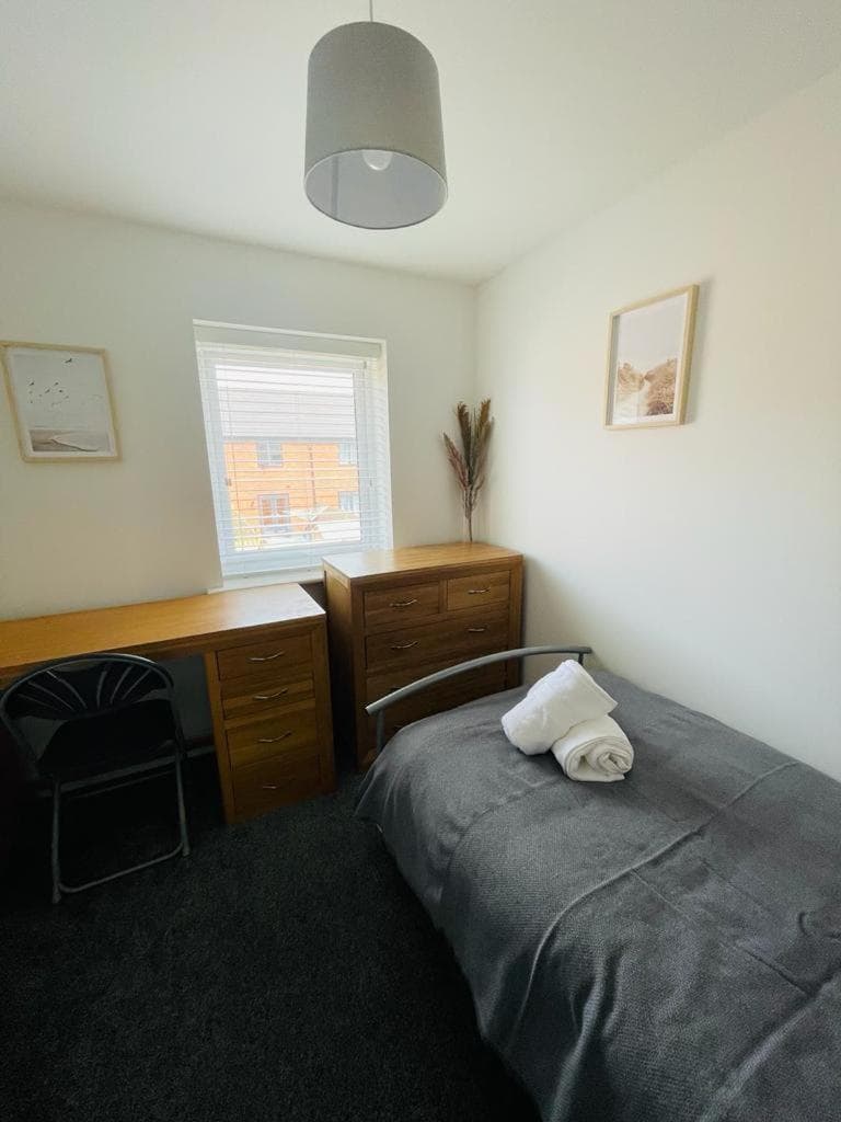 Barry Waterfront Stays - ENTIRE 3 BED PROPERTY