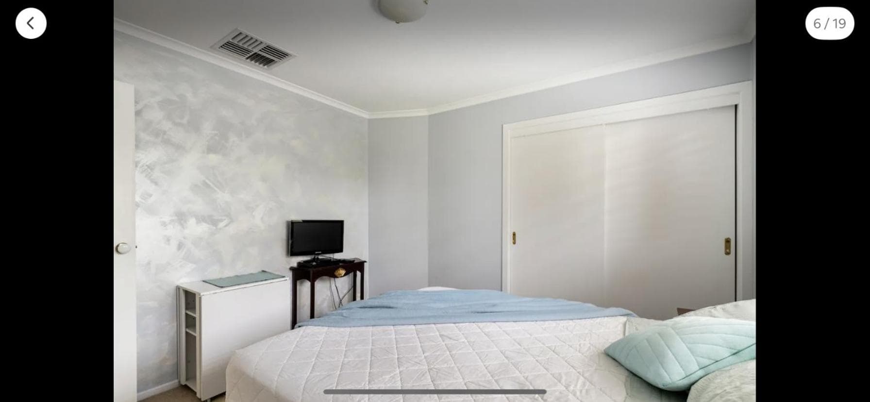 Guest ensuite room with private entrance