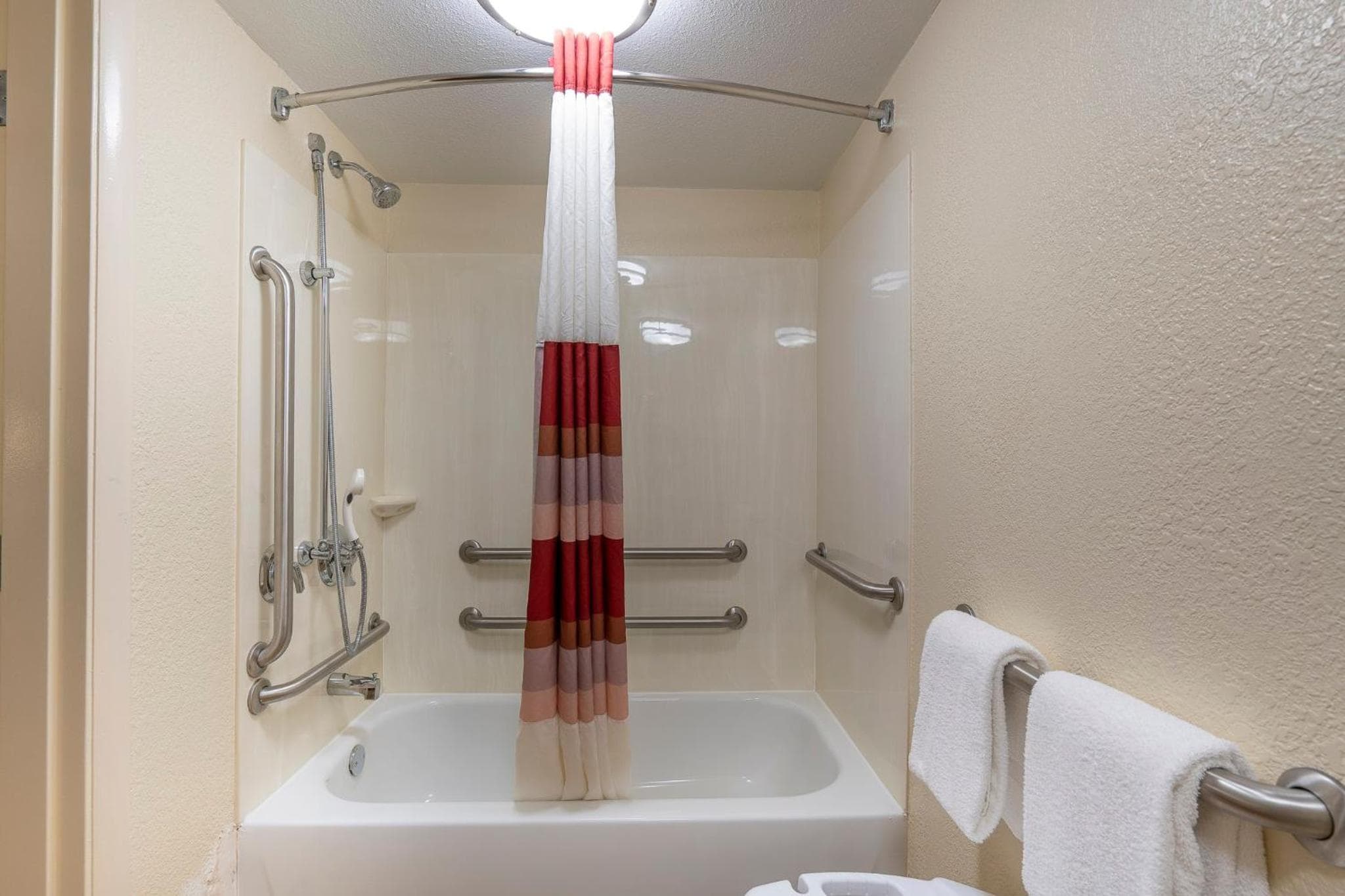 Red Roof Inn PLUS+ Houston - Energy Corridor