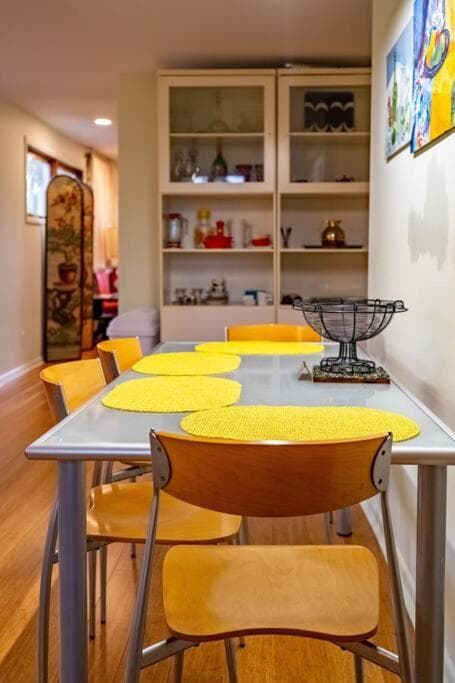 Quiet place with easy access NYC