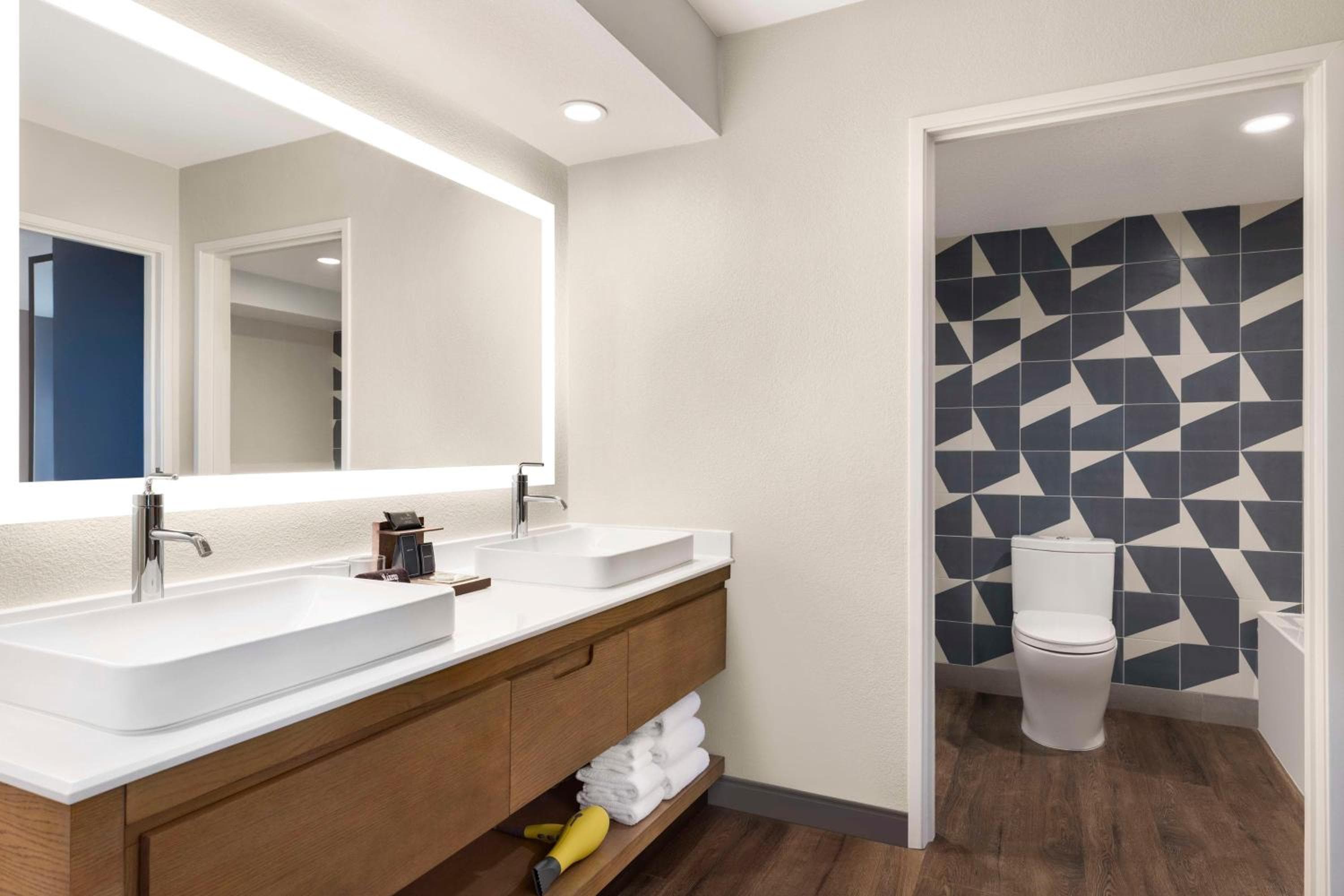 Hyatt Centric Santa Clara Silicon Valley