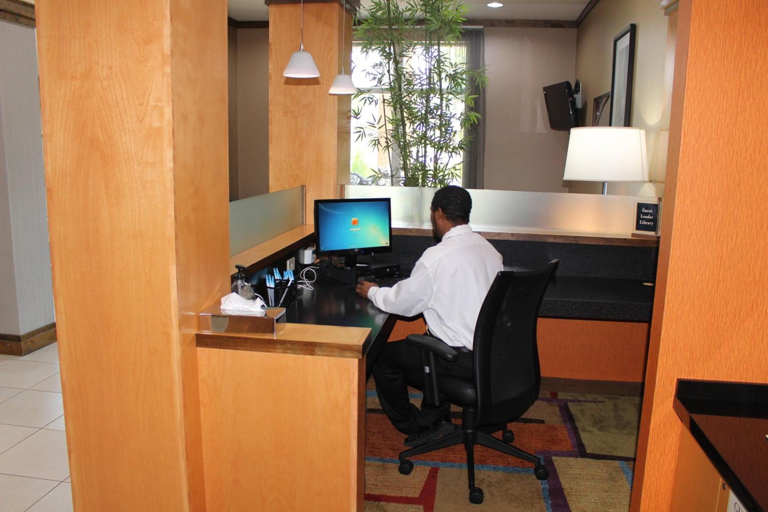 Fairfield Inn & Suites Kansas City Liberty