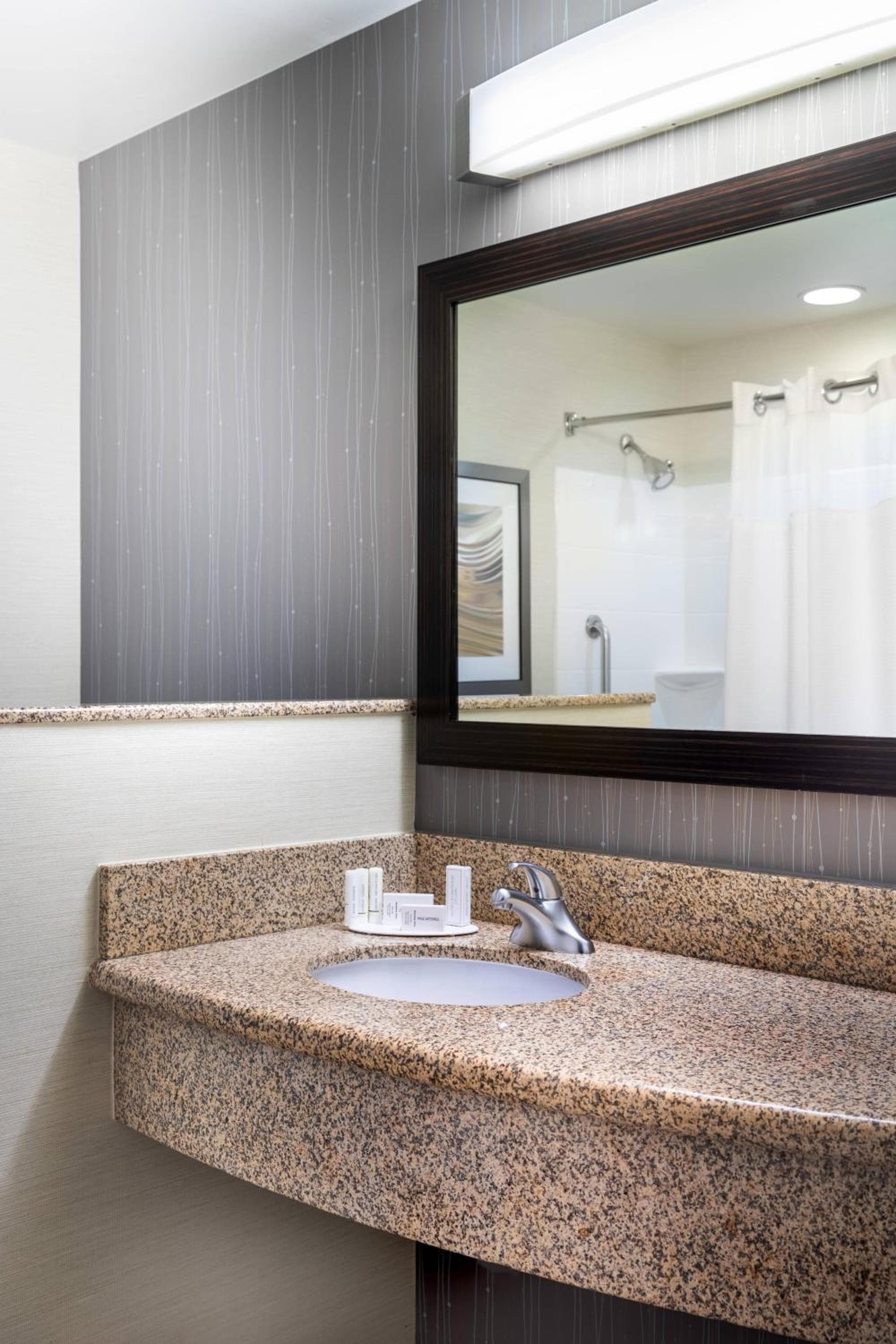 Courtyard by Marriott Denton