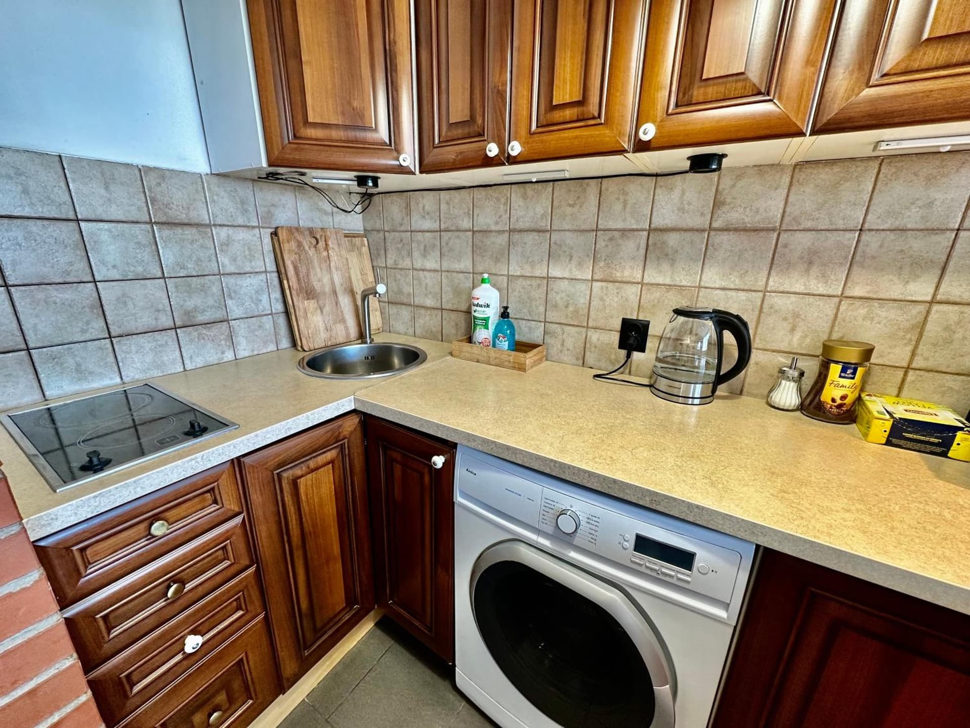 Super Apartament WHITE Warszawa 2x Metro Ścisłe Centrum WiFi 300 Mbs NEW