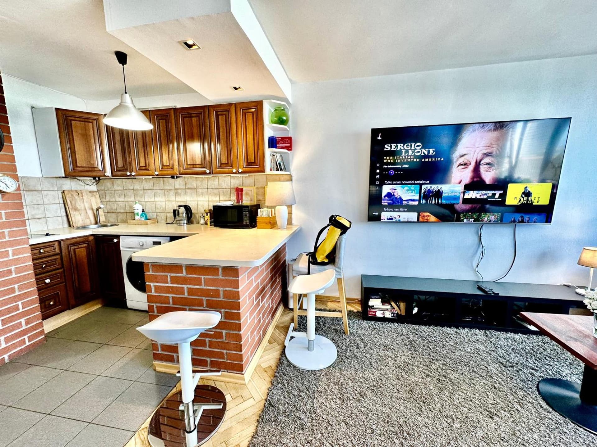 Super Apartament WHITE Warszawa 2x Metro Ścisłe Centrum WiFi 300 Mbs NEW