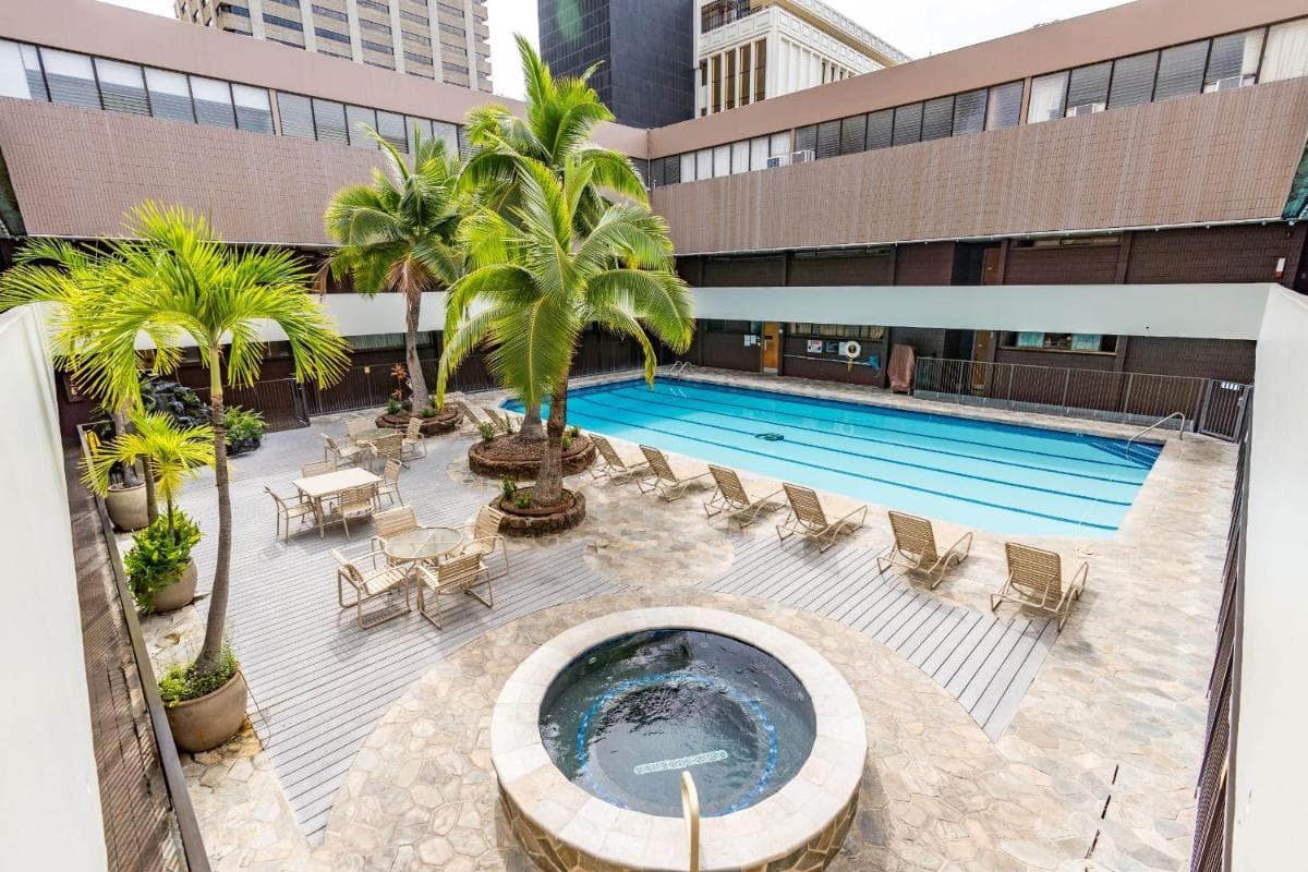 Cl41 Executive Centre - Royal