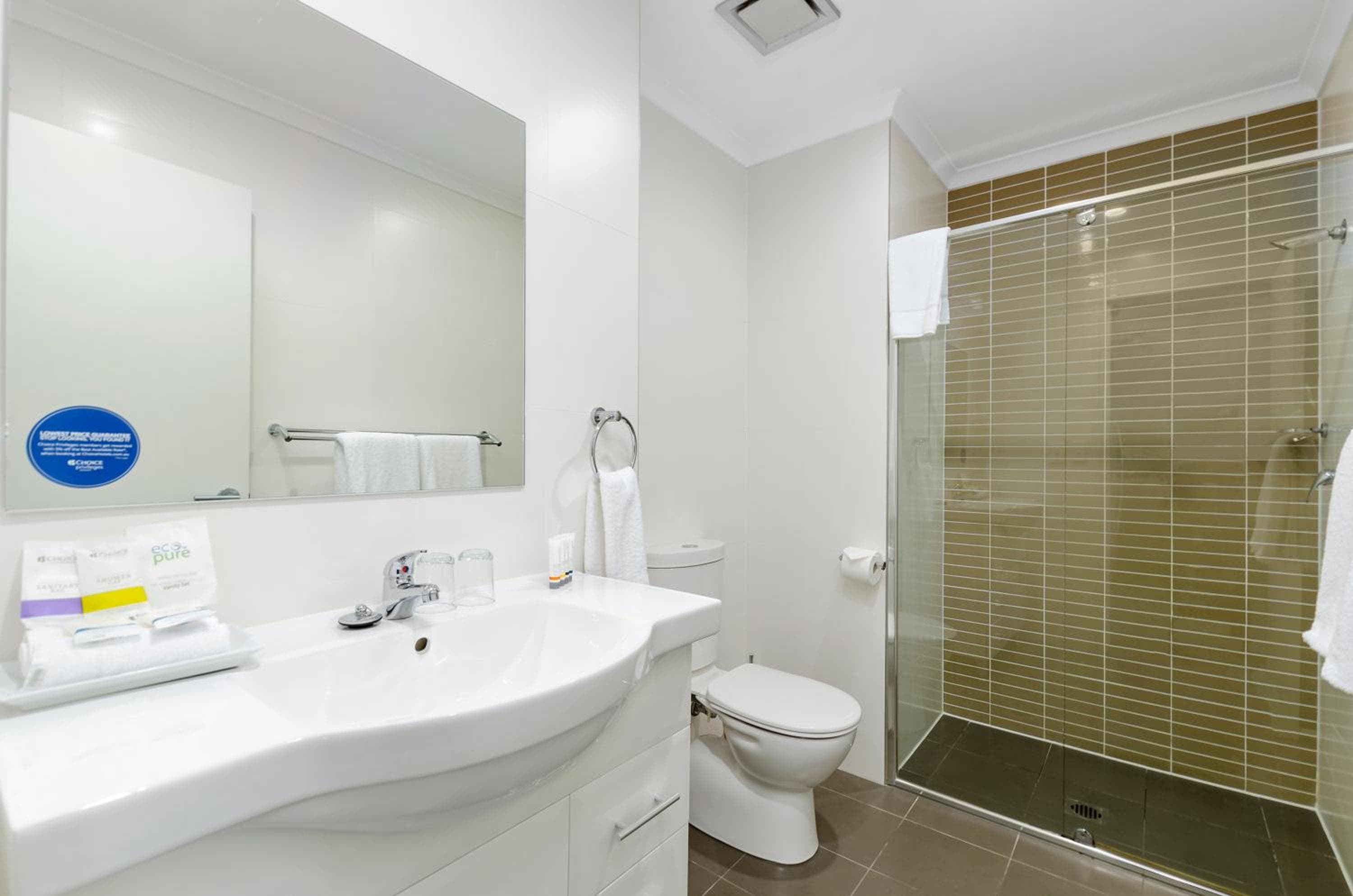 Quality Suites Pioneer Sands