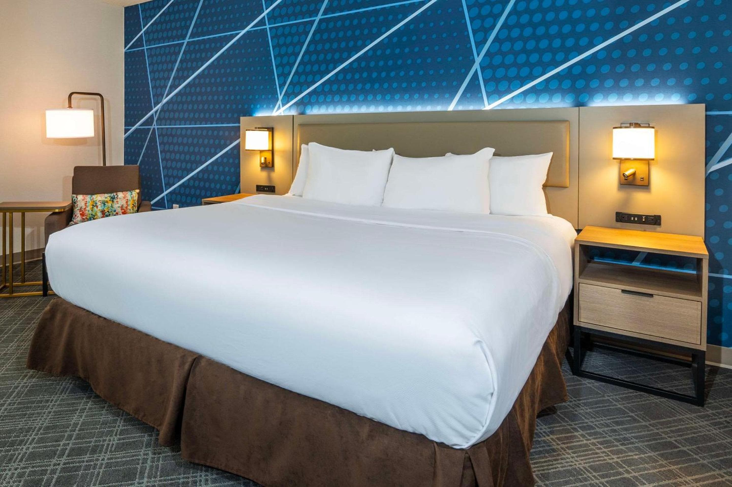 Comfort Inn & Suites Barrie - Highway 400