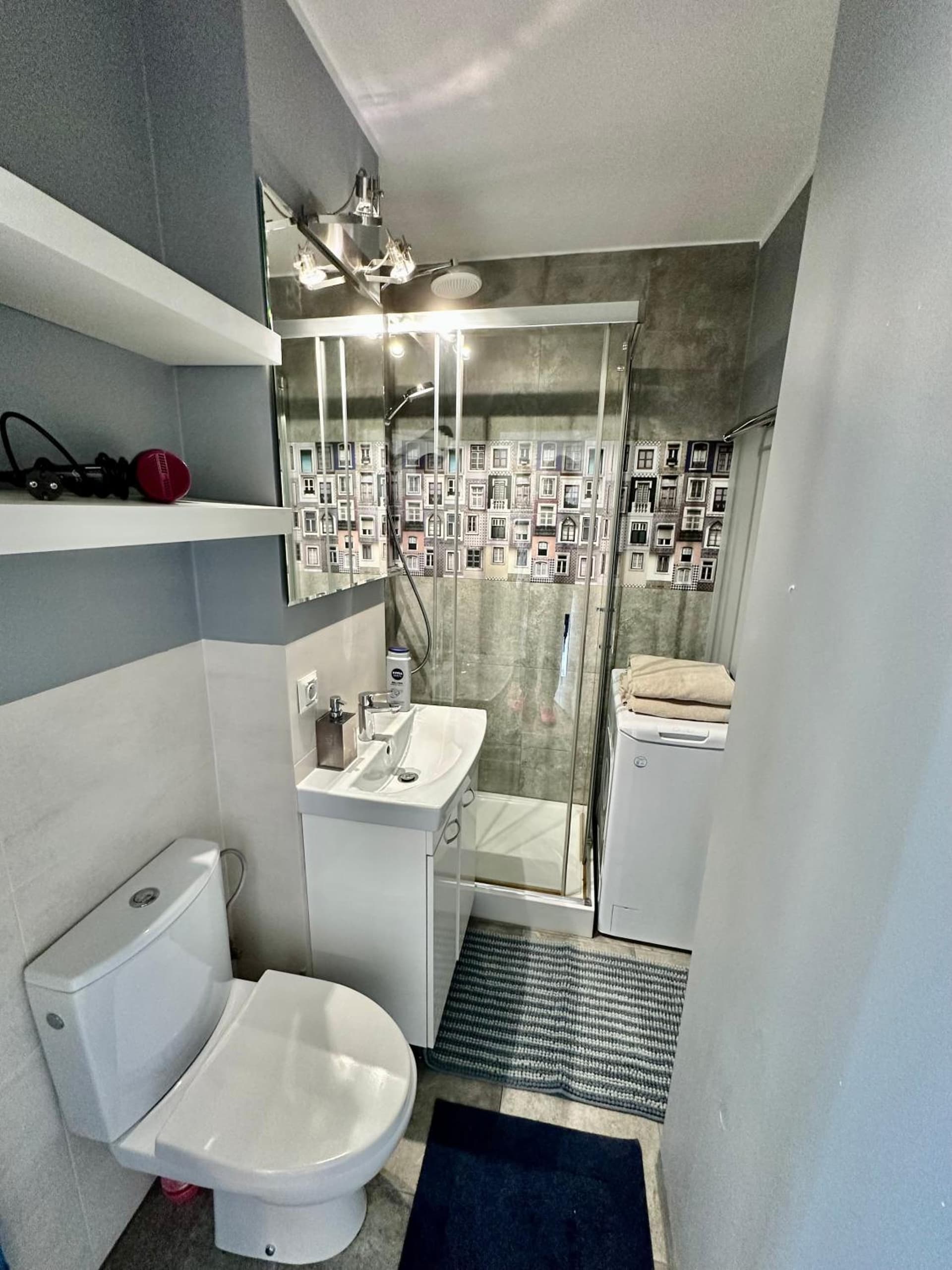GOLD 2 King Size Bed, metro x2 free WiFi, 50'TV Netflix, HBO, AppleTV+