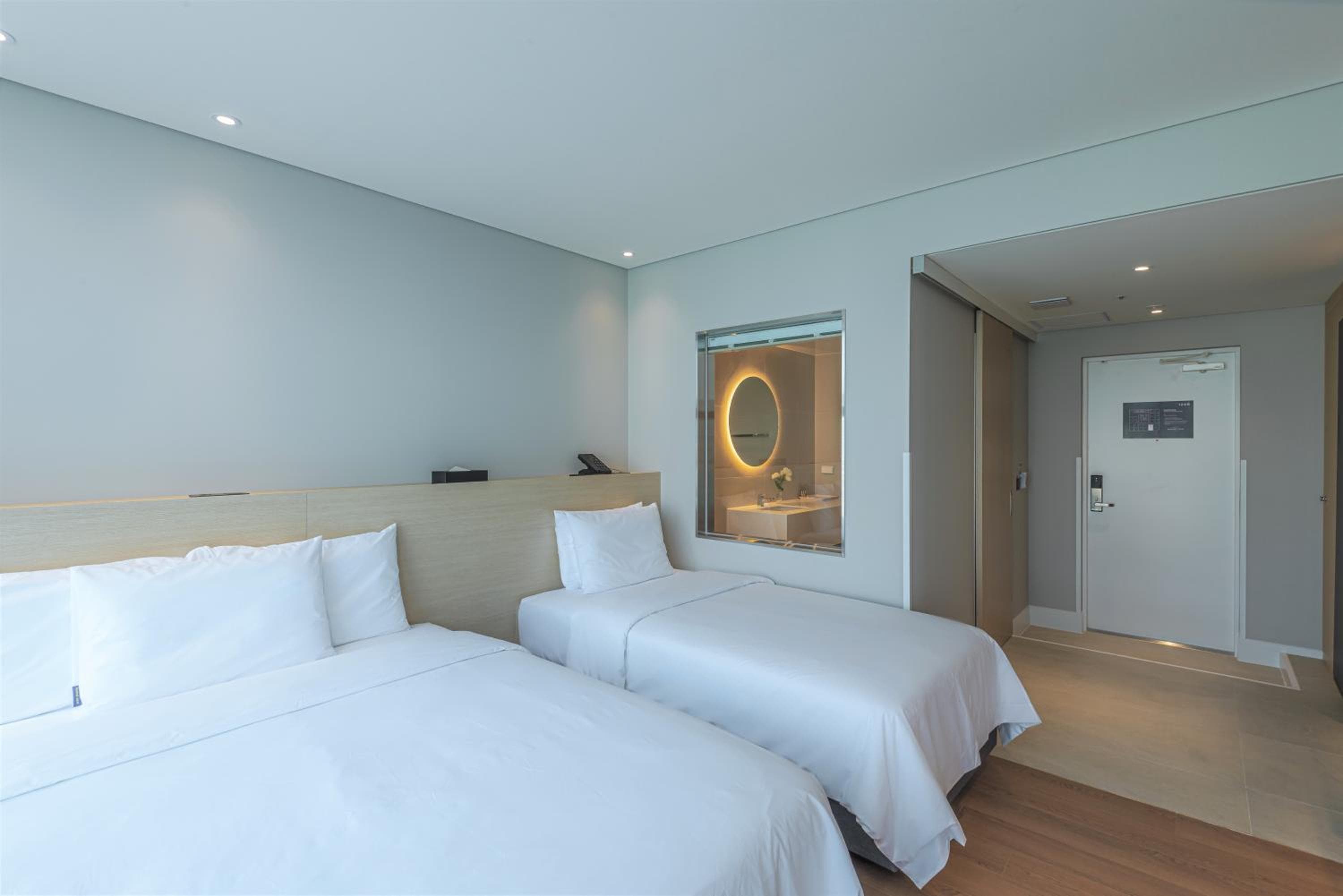 Hotel Marine view