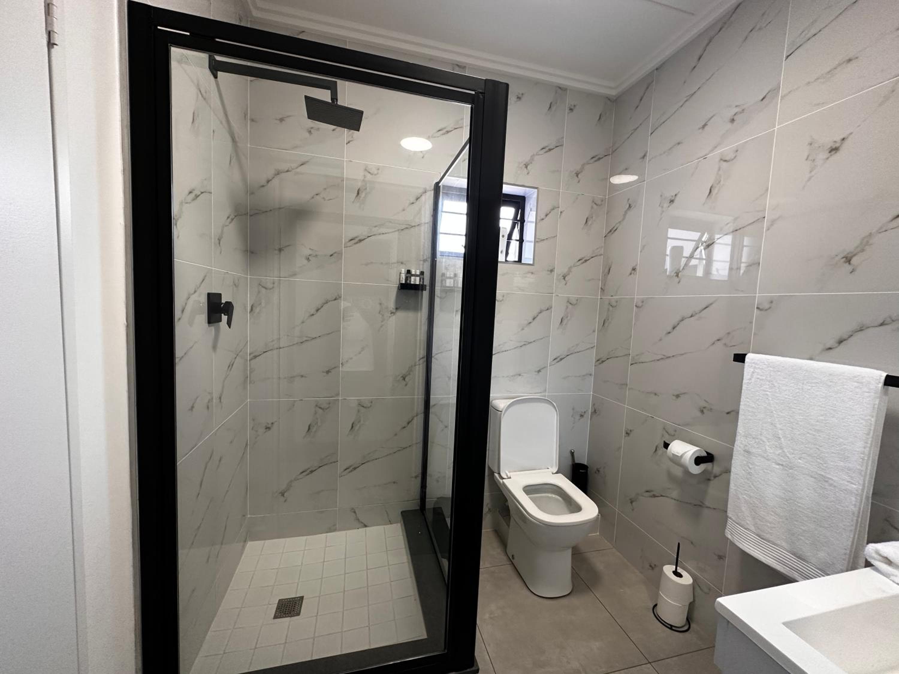 Stylish Executive Apartment with Power Backup
