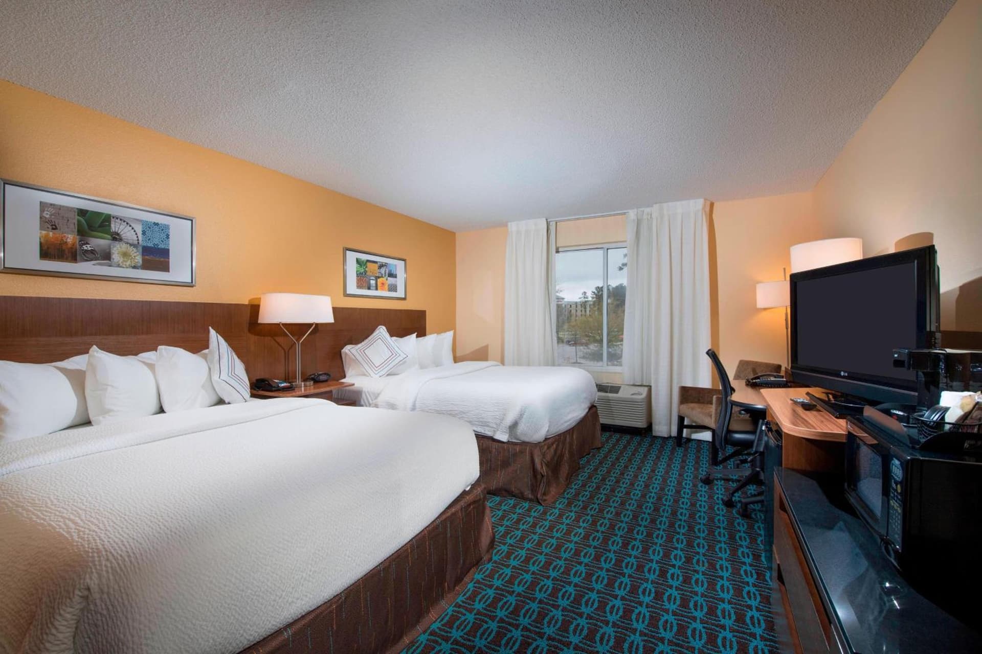 Fairfield Inn and Suites Charleston North/University Area