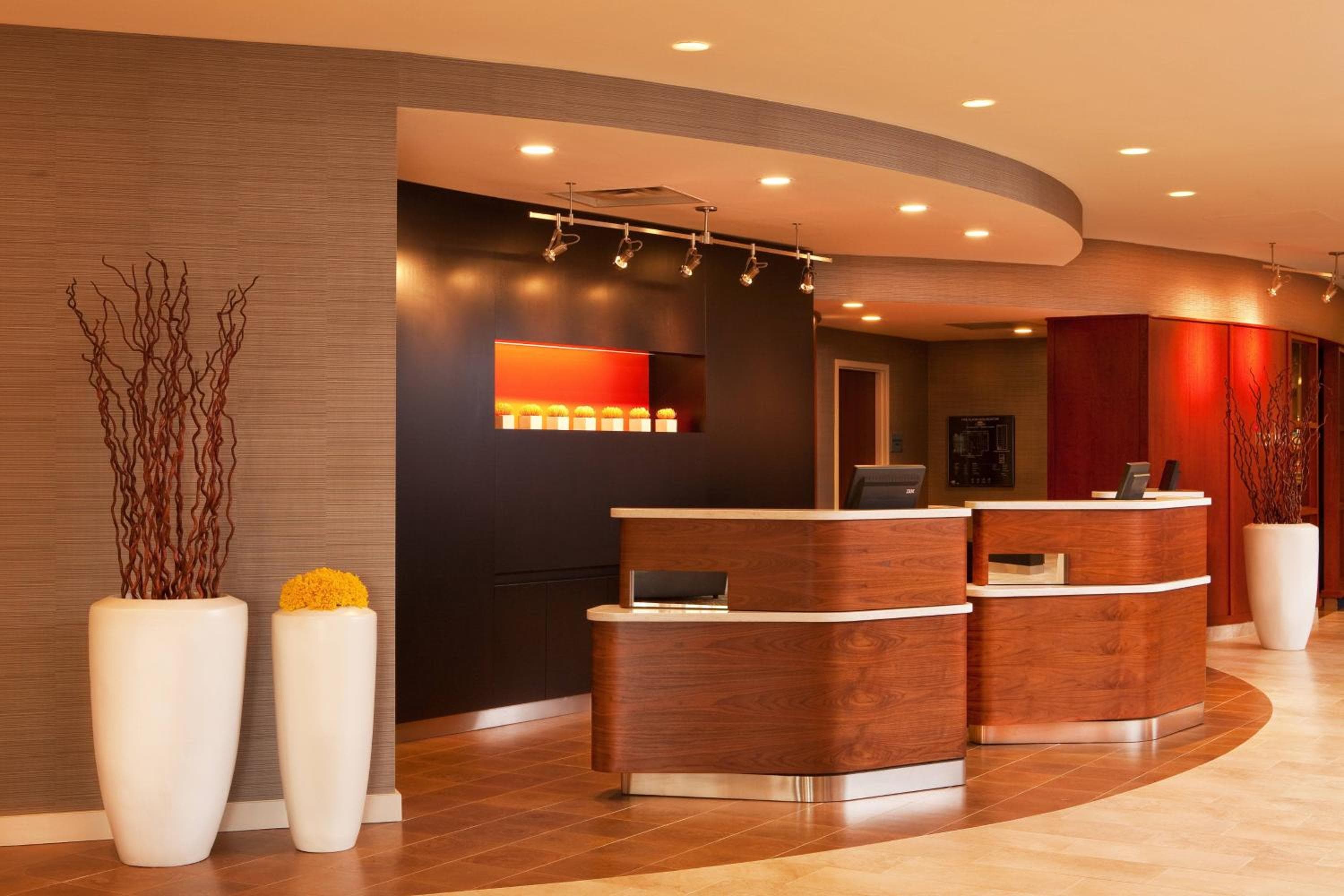 Hotel Pentagon South