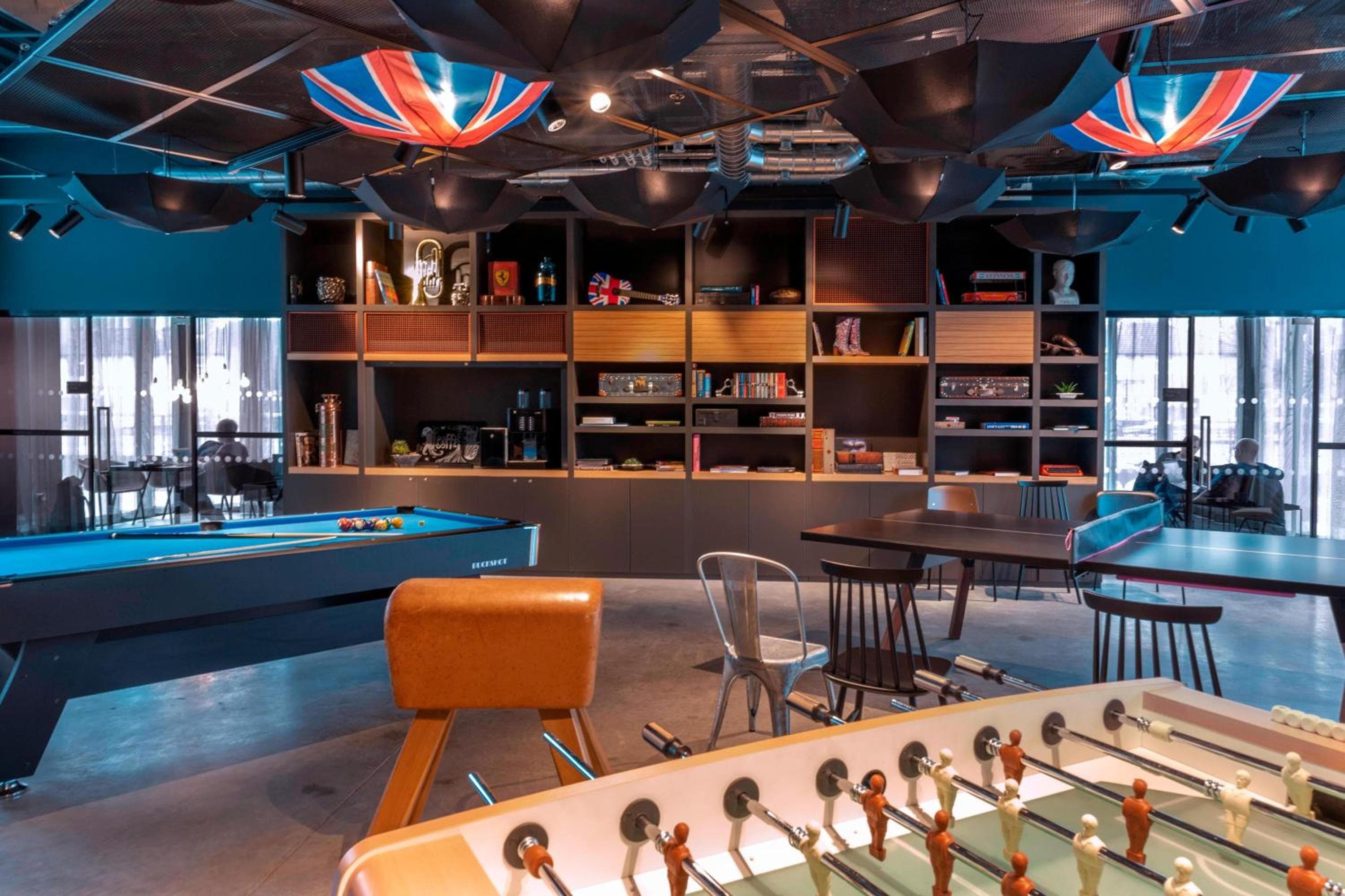 Moxy London Heathrow Airport