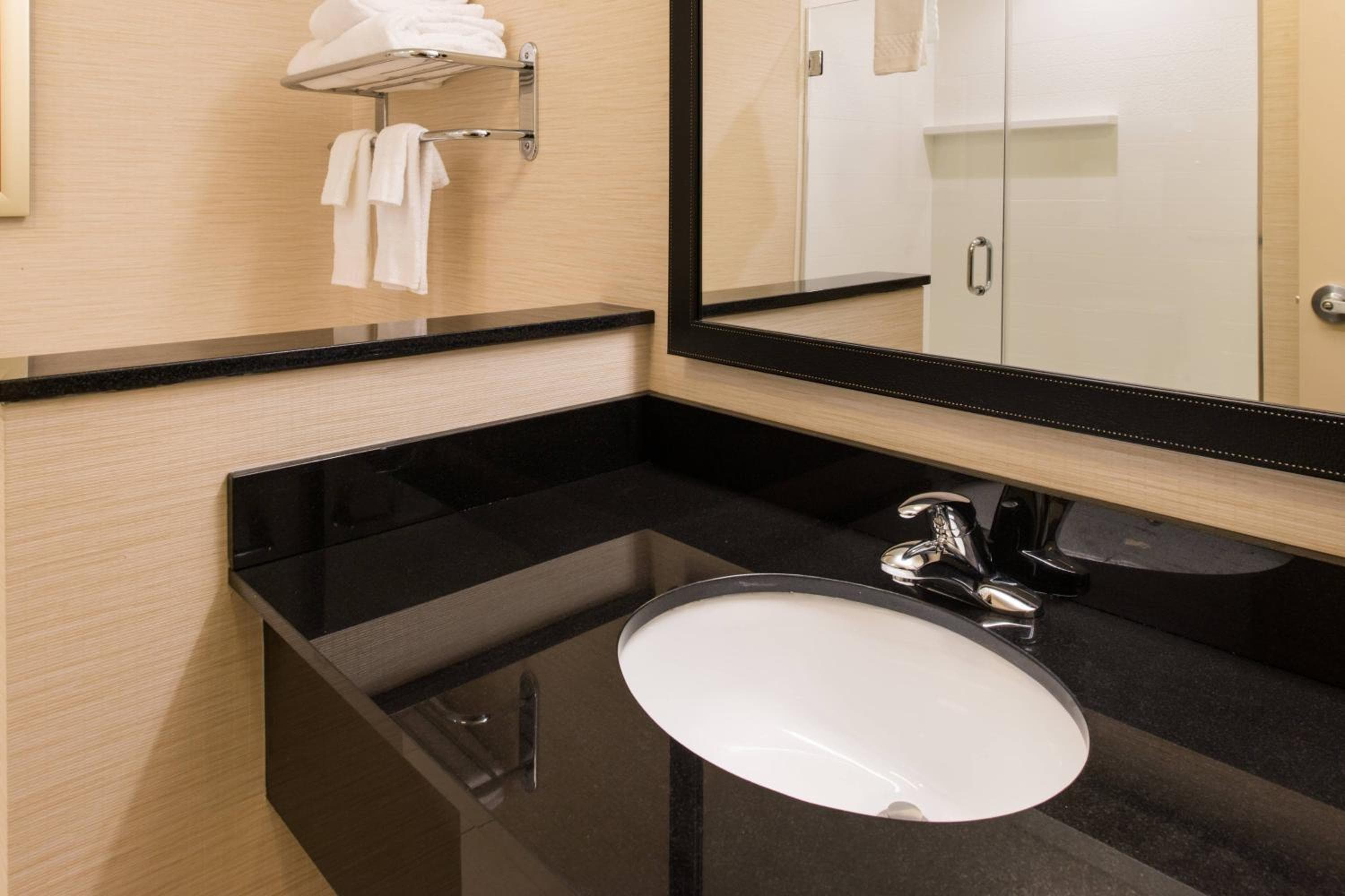 Fairfield Inn & Suites by Marriott Utica
