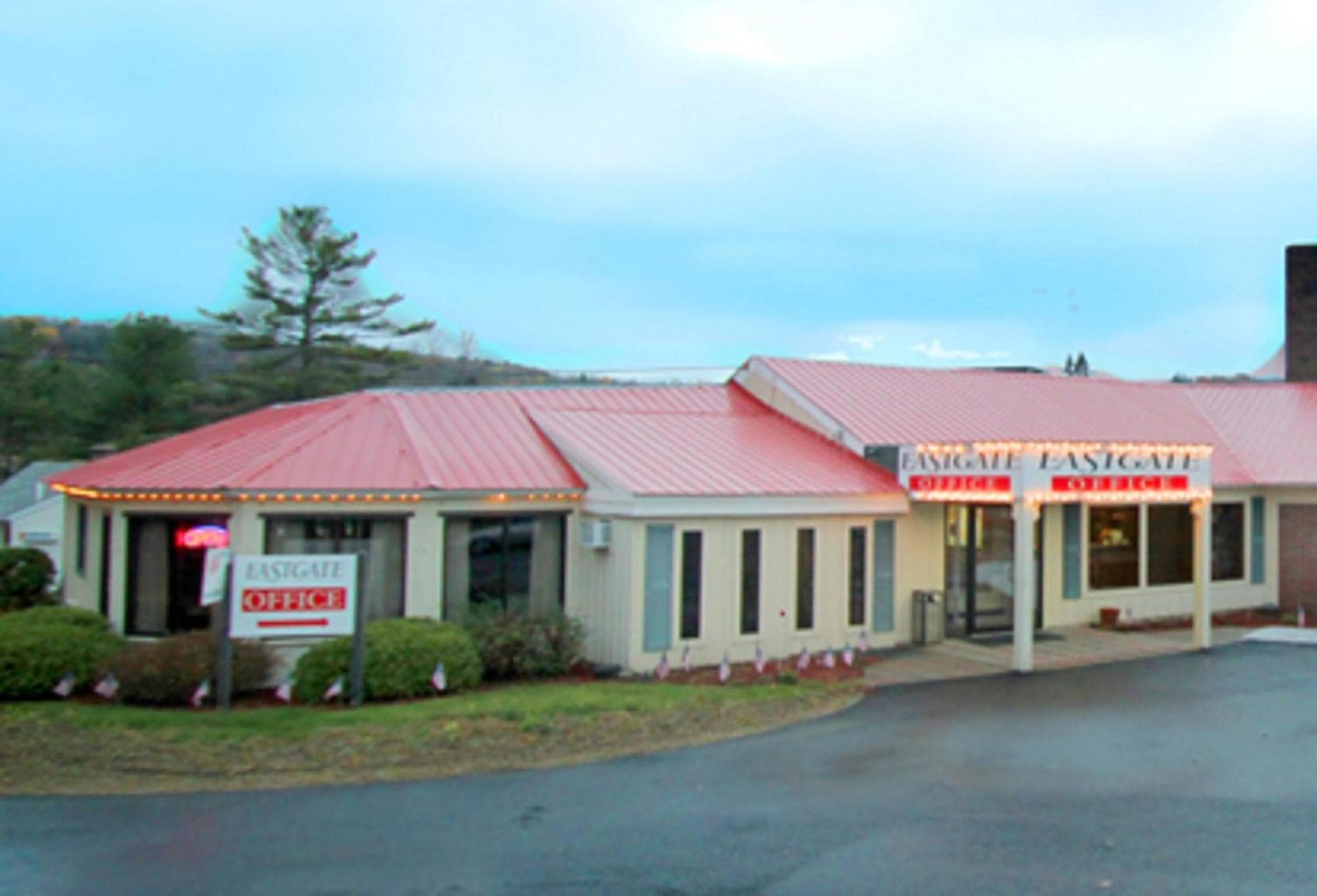 EastGate Inn