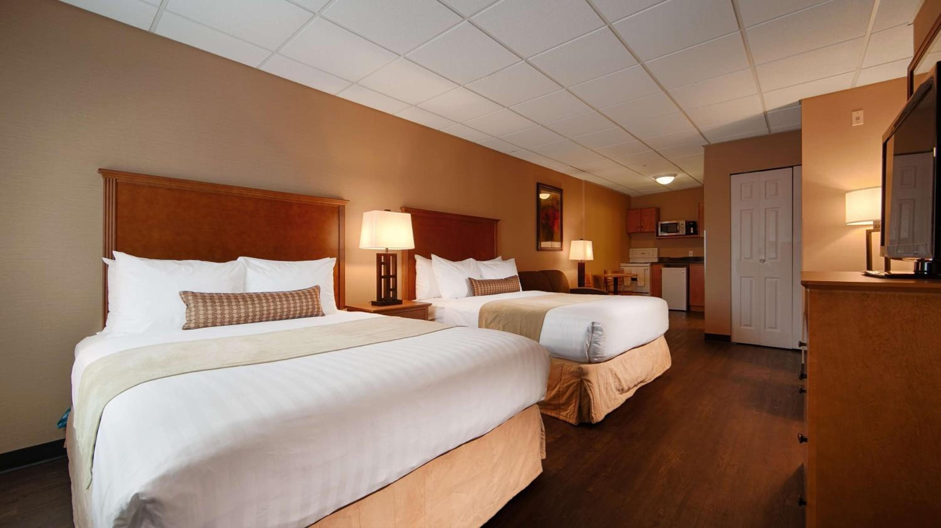 Best Western PLUS Mission City Lodge