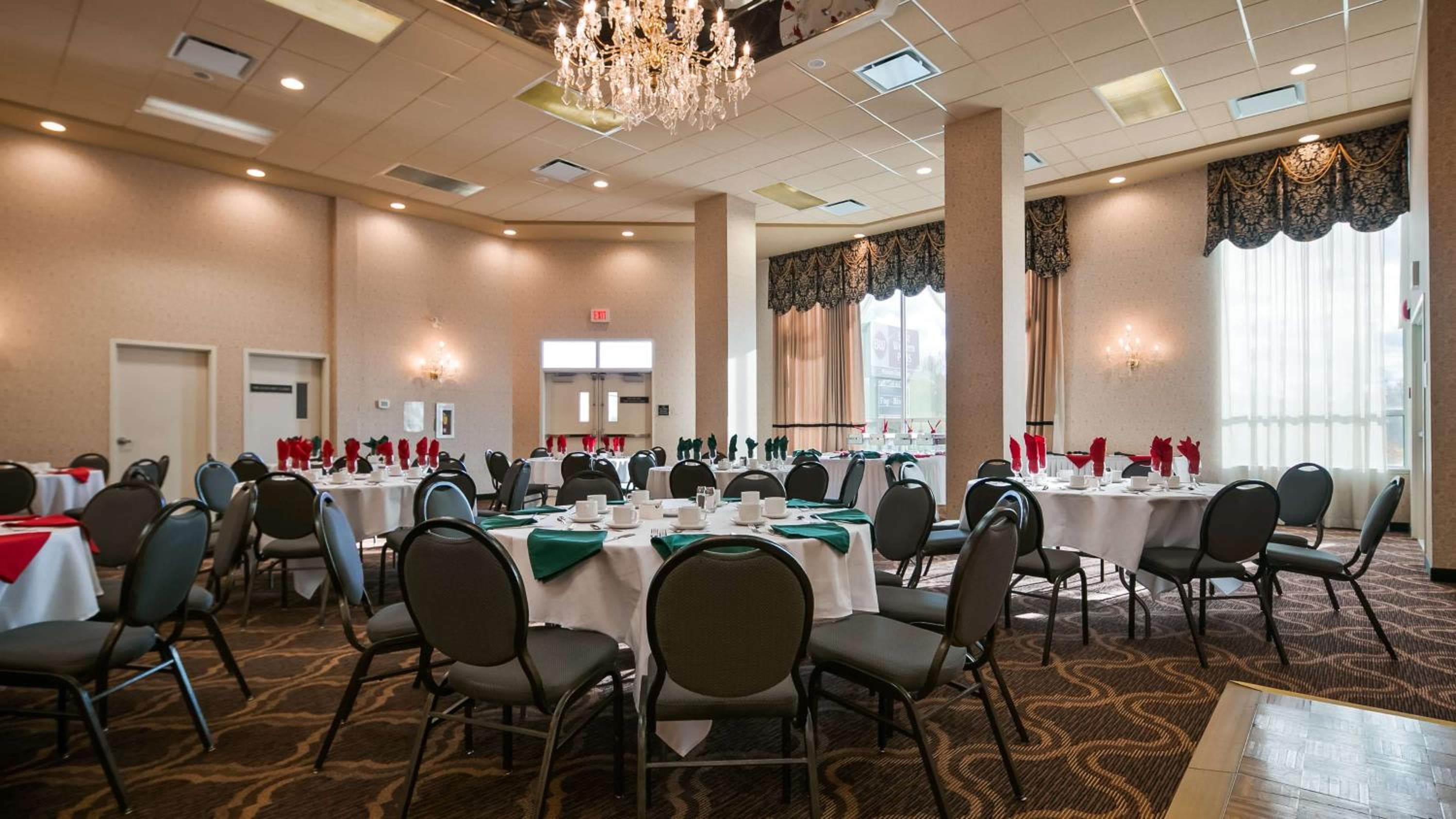 Best Western PLUS Mission City Lodge