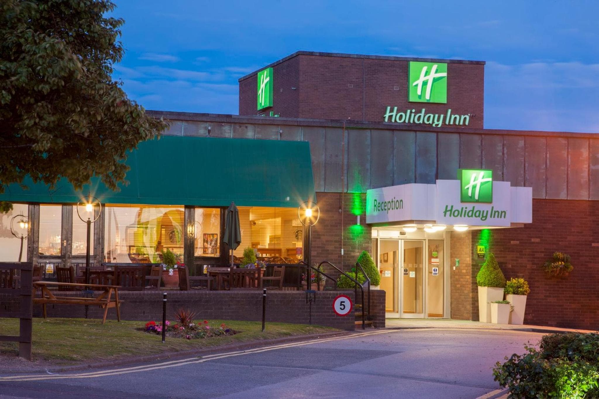 Holiday Inn Leeds-Wakefield M1 Jct40 by IHG
