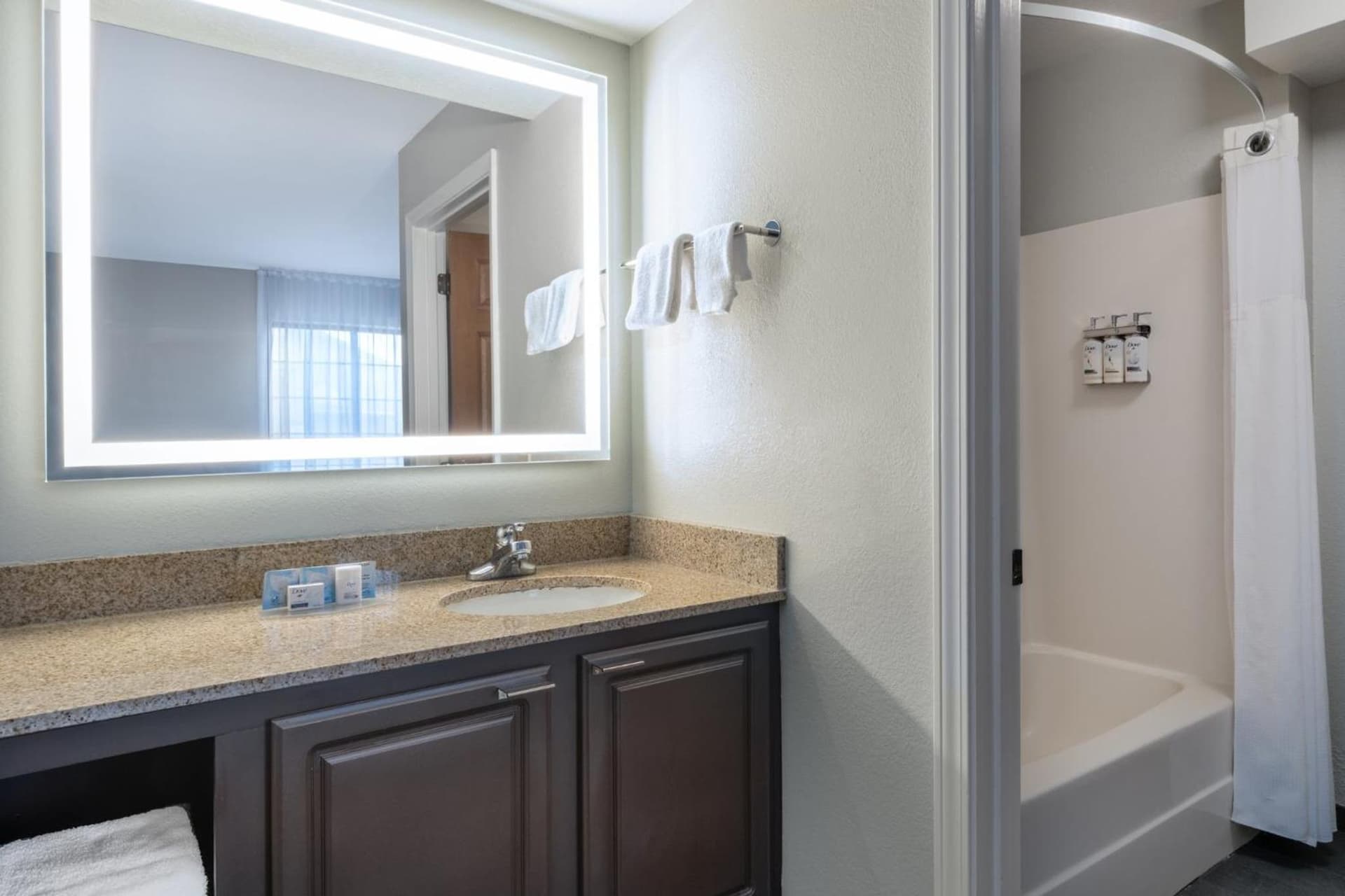 Staybridge Suites Columbus-Dublin by IHG
