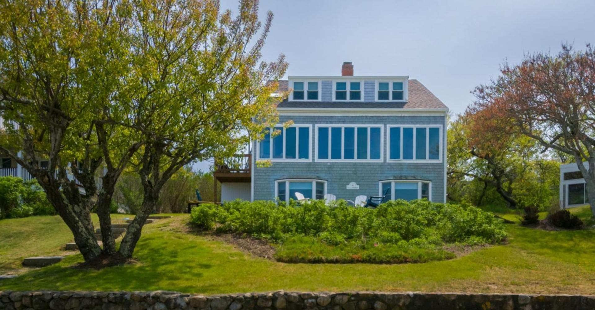 Oceanview Retreat w/ Private Beach Access
