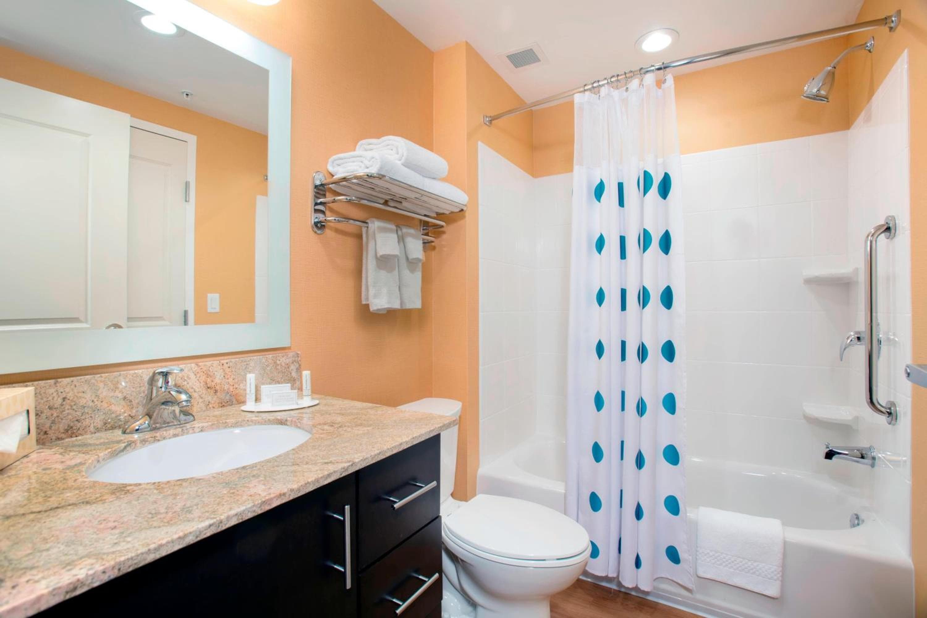 TownePlace Suites Orlando at FLAMINGO CROSSINGS Town Center, Western Entrance