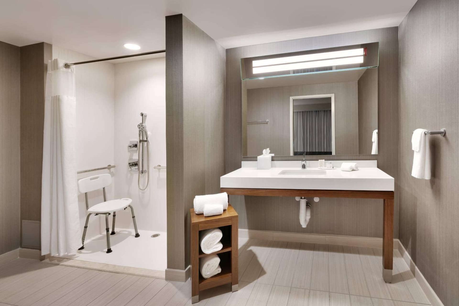 Courtyard by Marriott Atlanta Duluth Downtown