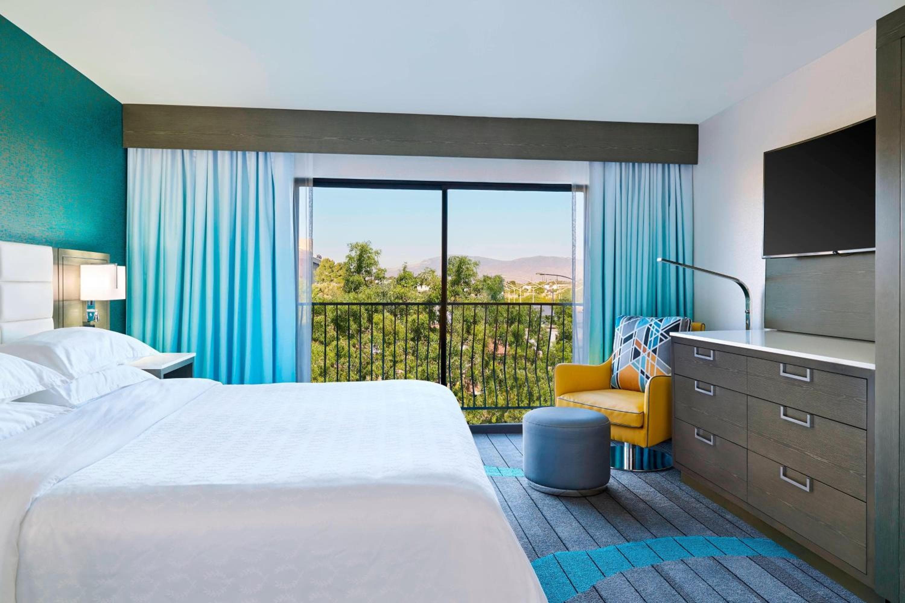 Sheraton Tucson Hotel & Suites
