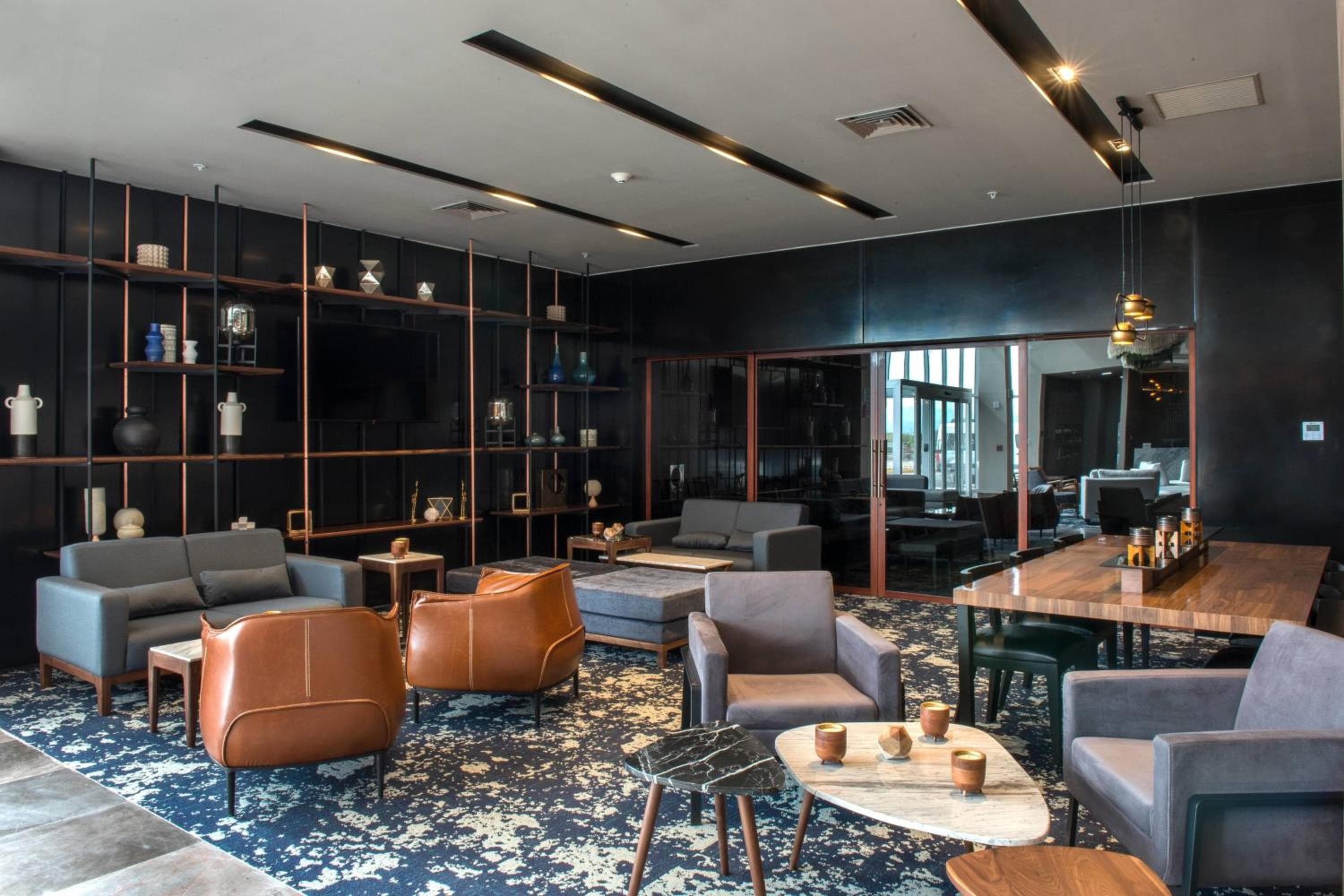 Courtyard by Marriott San Luis Potosi, Los Lagos
