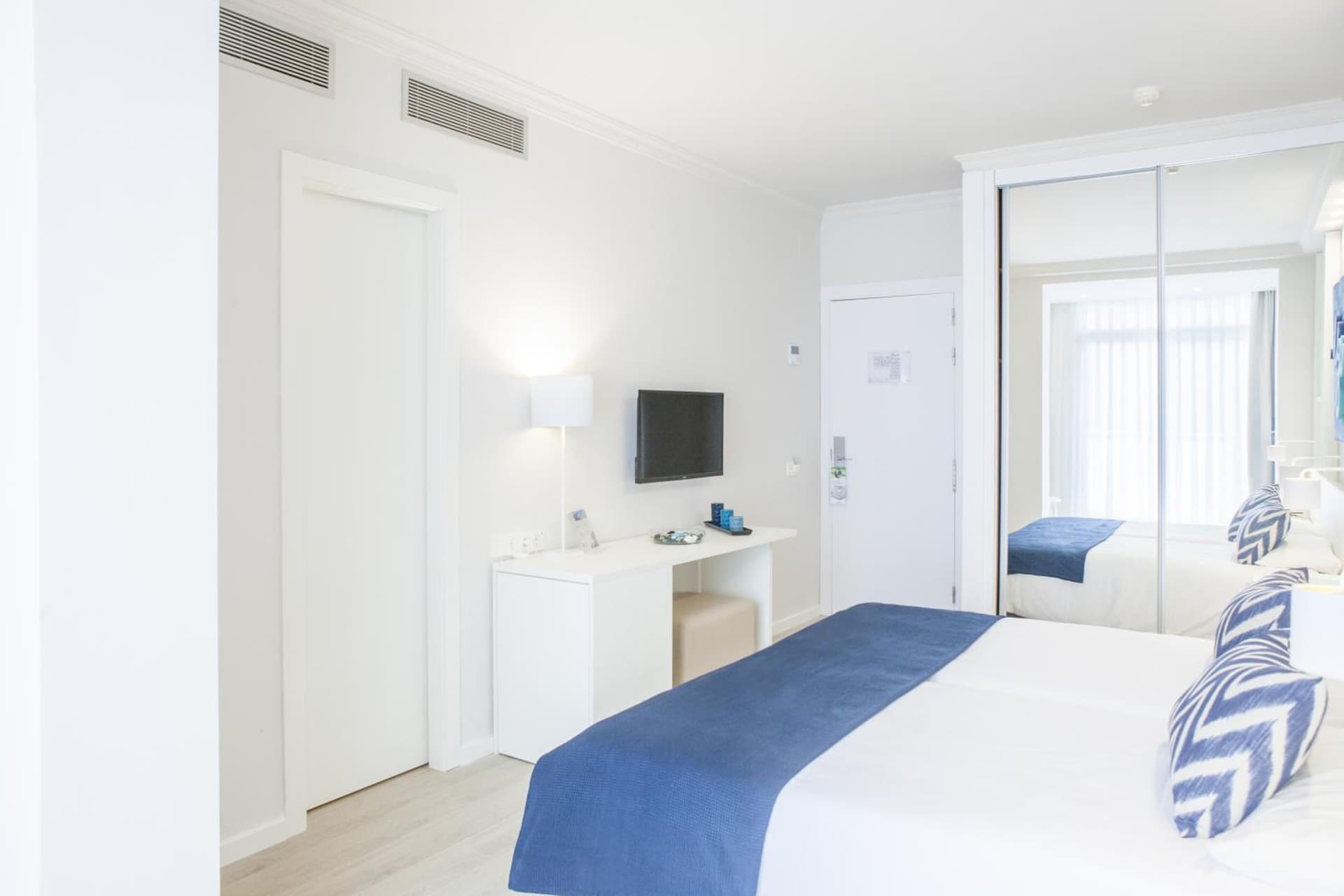 Ibersol Antemare - Adults Only