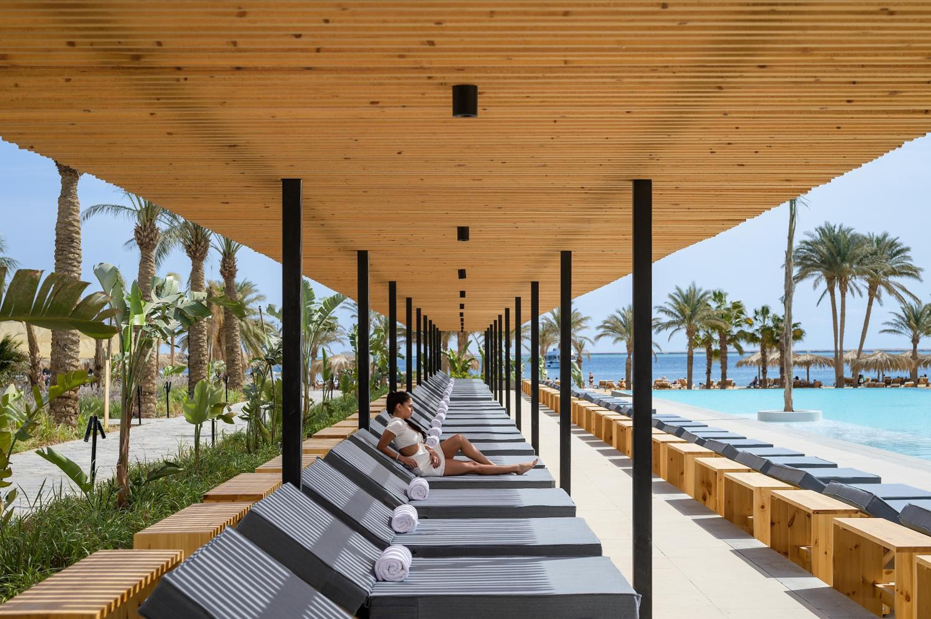 Serry Beach Resort