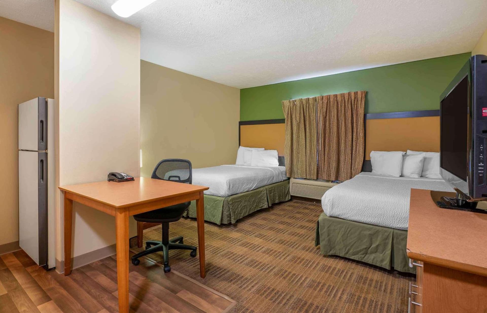Studio 6 Corporate Extended Stay Indianapolis, IN - North Carmel
