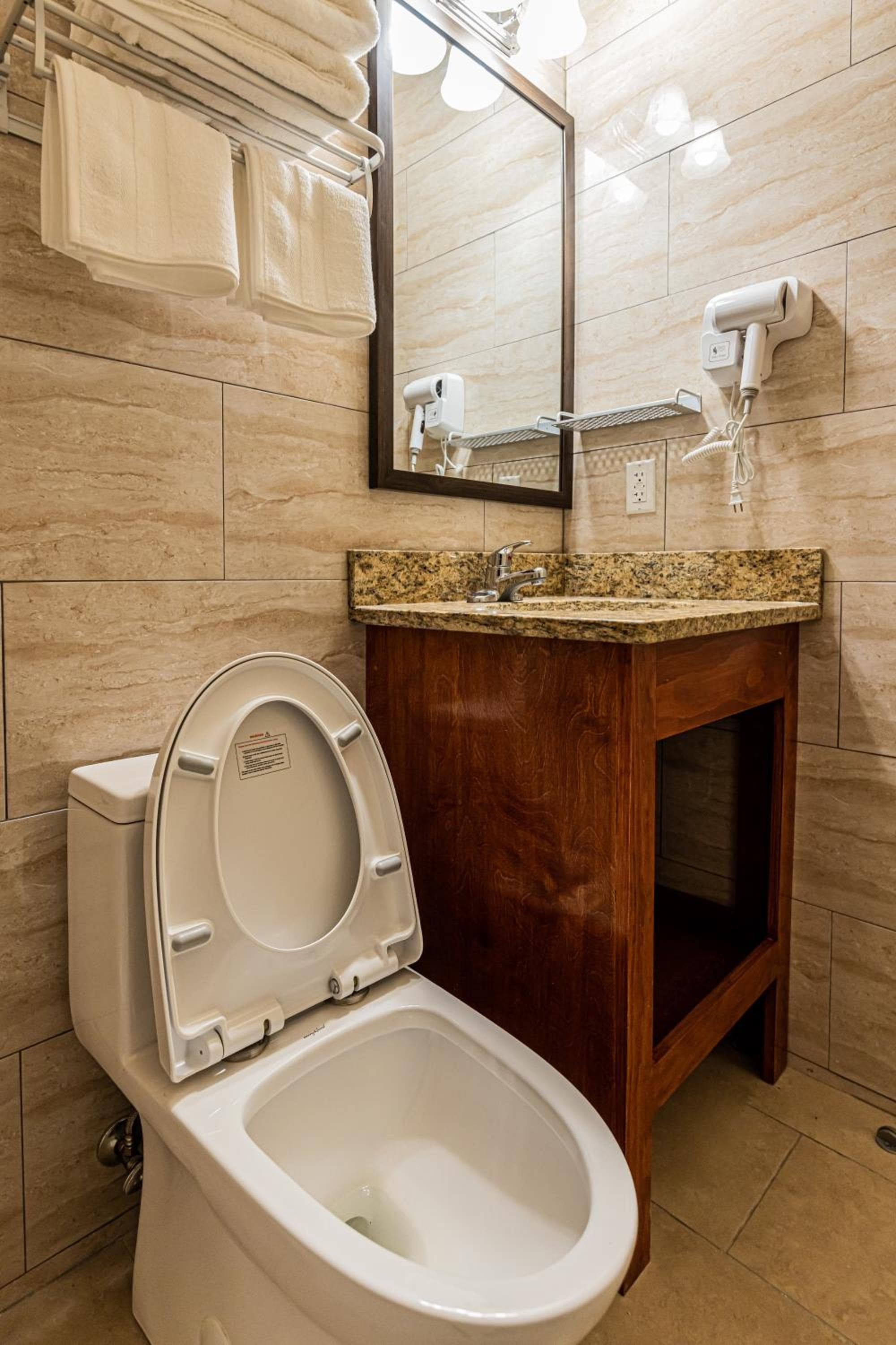 Astoria Inn LaGuardia Hotel